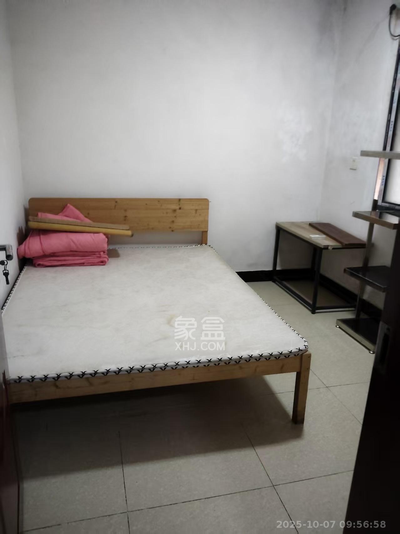 吉景小区 2室1厅1卫 1600.0元/月 吉景小区 2室1厅1卫 1600.0元/月室内图