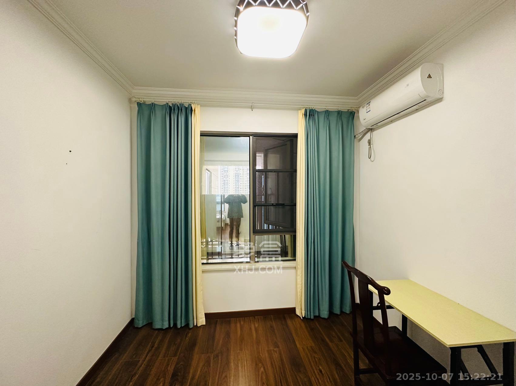 梅溪湖金茂湾 4室2厅1卫 3200.0元/月 梅溪湖金茂湾 4室2厅1卫 3200.0元/月室内图