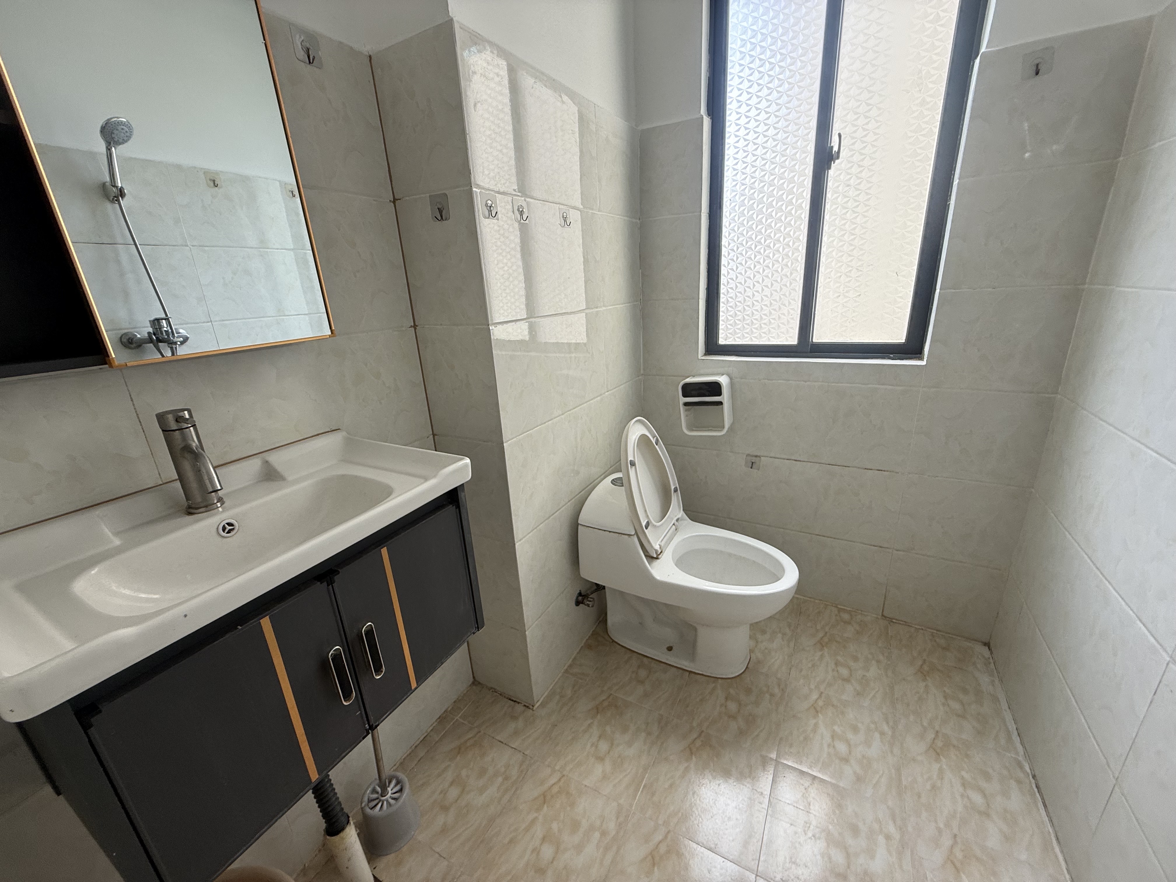 道客和悦坊 2室2厅1卫 2300.0元/月 道客和悦坊 2室2厅1卫 2300.0元/月室内图