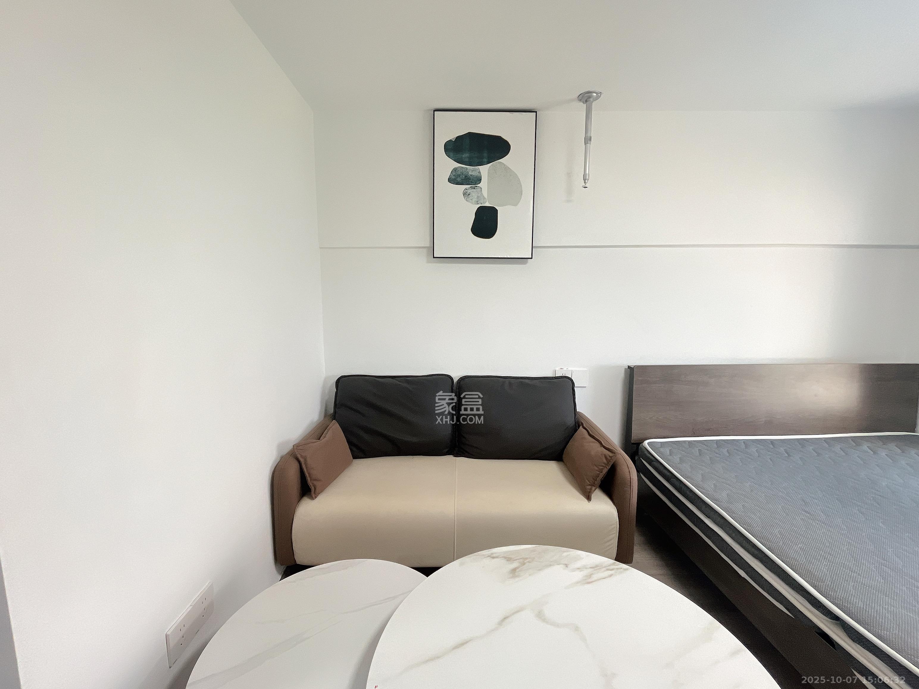 梅溪悦章  1室1厅1卫    1400.0元/月 梅溪悦章  1室1厅1卫    1400.0元/月室内图