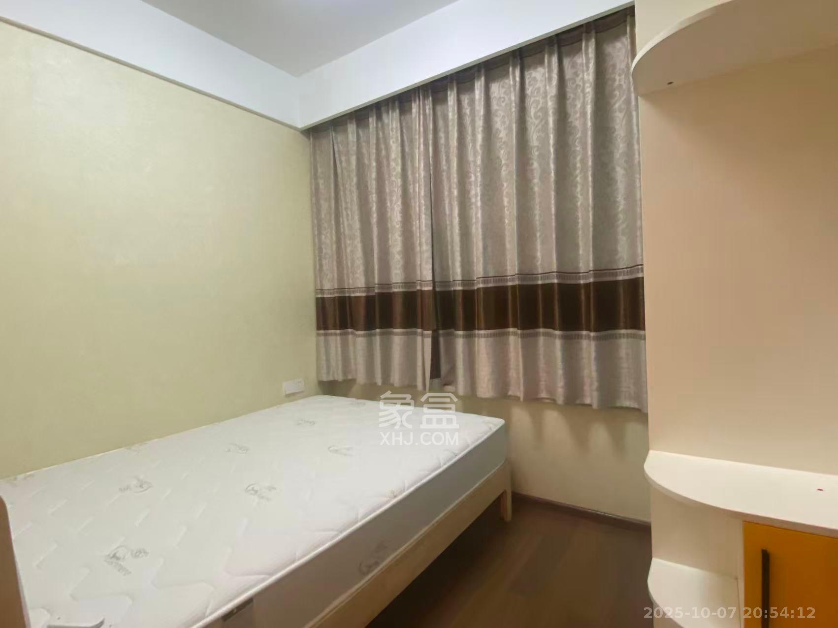 梅溪湖金茂湾 3室2厅2卫 4000.0元/月 梅溪湖金茂湾 3室2厅2卫 4000.0元/月室内图