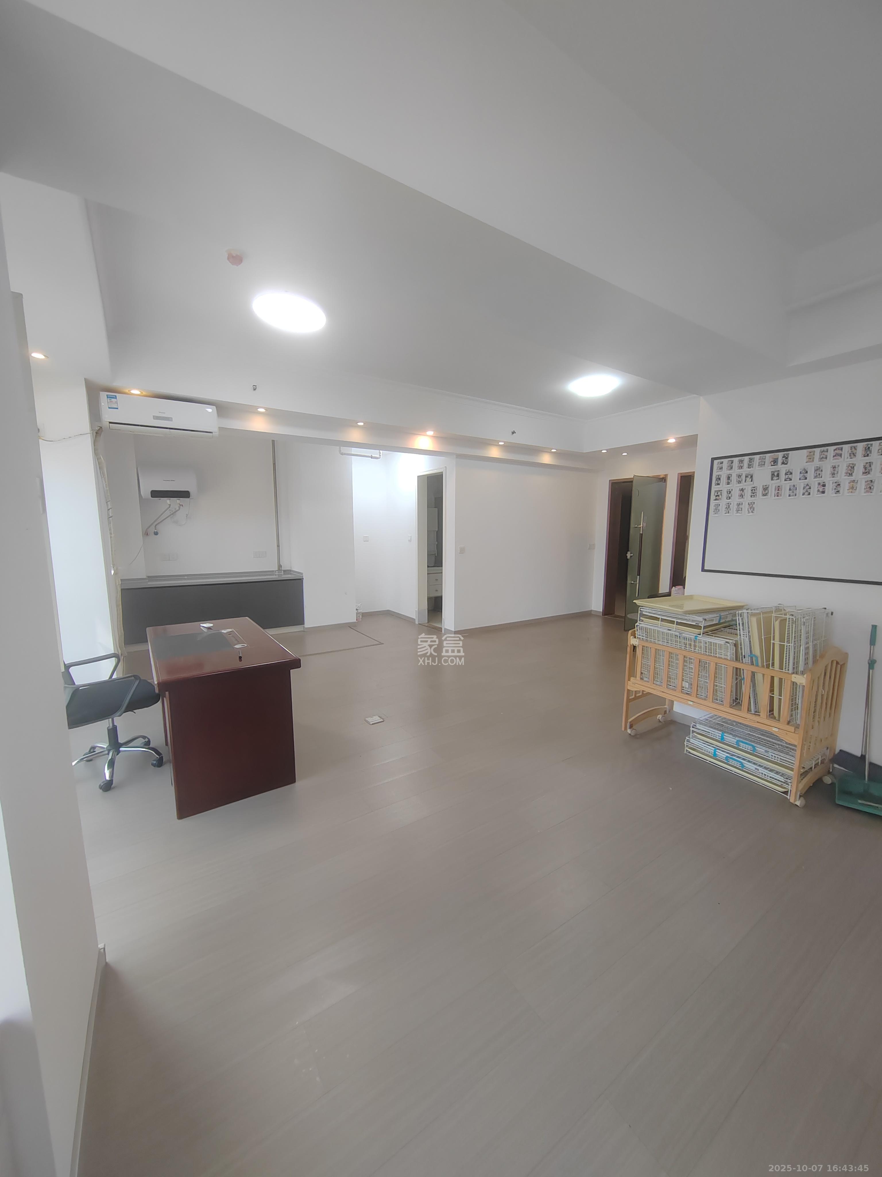 北辰三角洲B1E1区 1室0厅0卫 3500.0元/月 北辰三角洲B1E1区 1室0厅0卫 3500.0元/月室内图