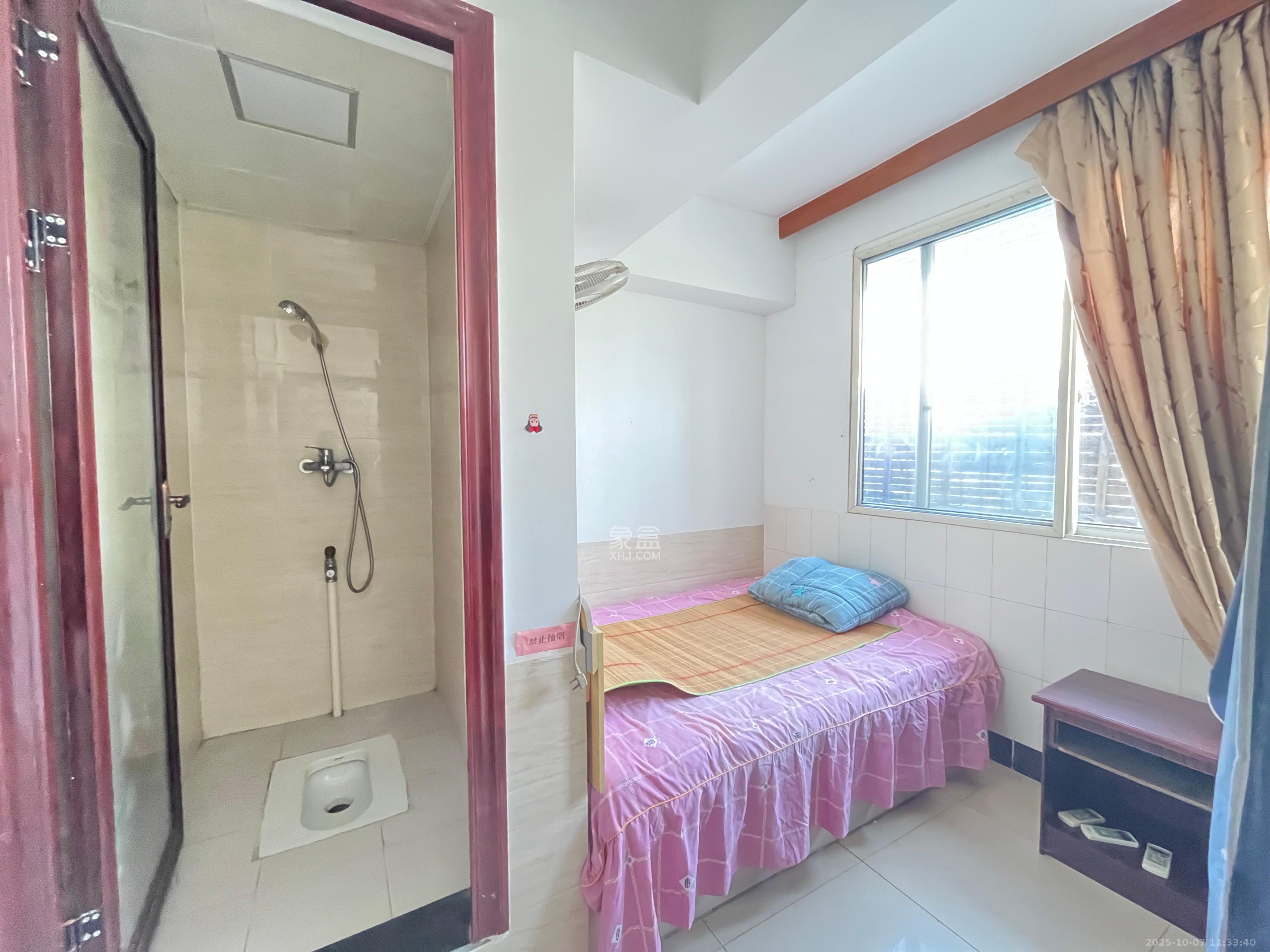 鑫隆家园 1室0厅0卫 1600.0元/月 鑫隆家园 1室0厅0卫 1600.0元/月室内图