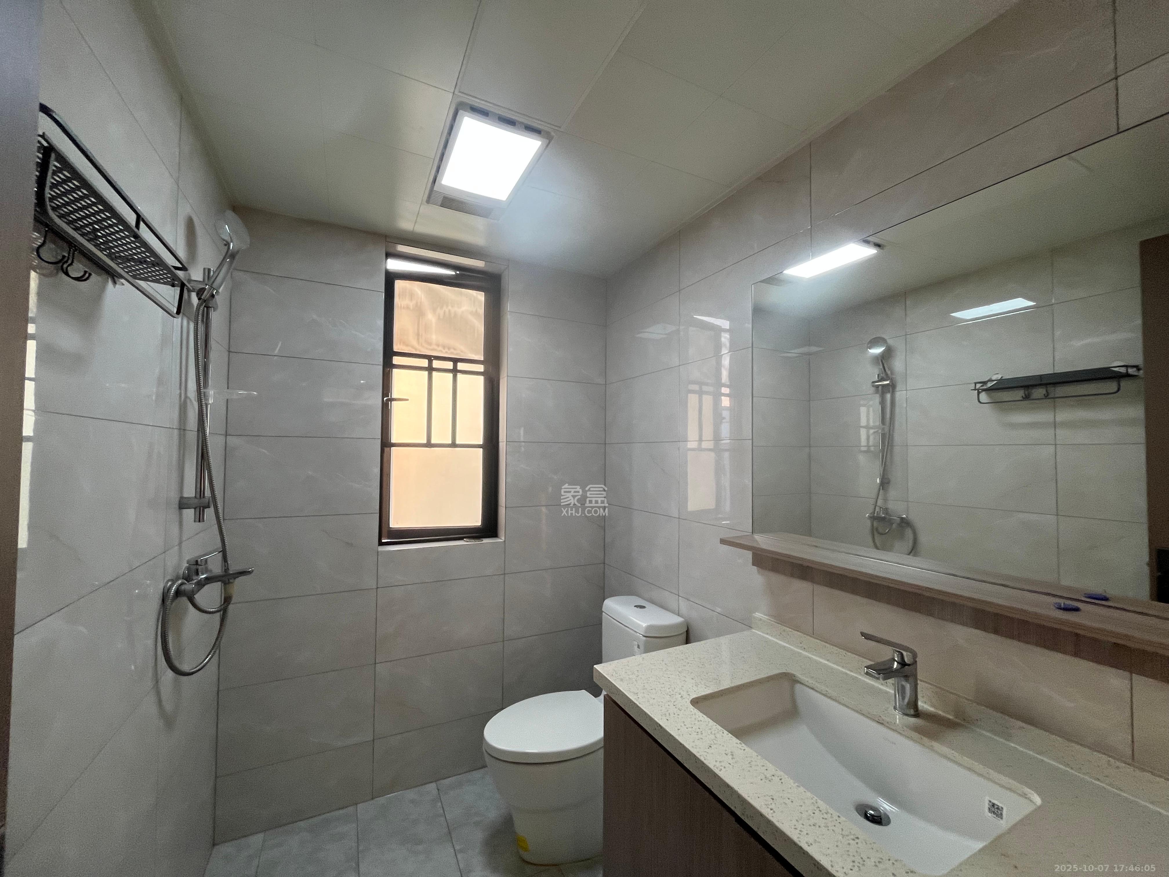 金富湘江悦城 4室2厅2卫 3200.0元/月 金富湘江悦城 4室2厅2卫 3200.0元/月室内图