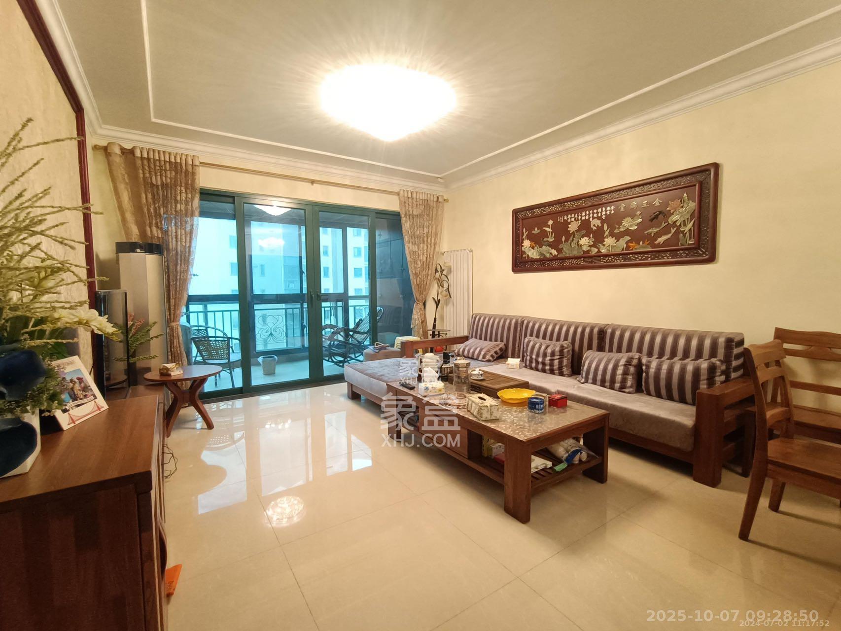 恒大城 3室2厅1卫 2600.0元/月 恒大城 3室2厅1卫 2600.0元/月室内图