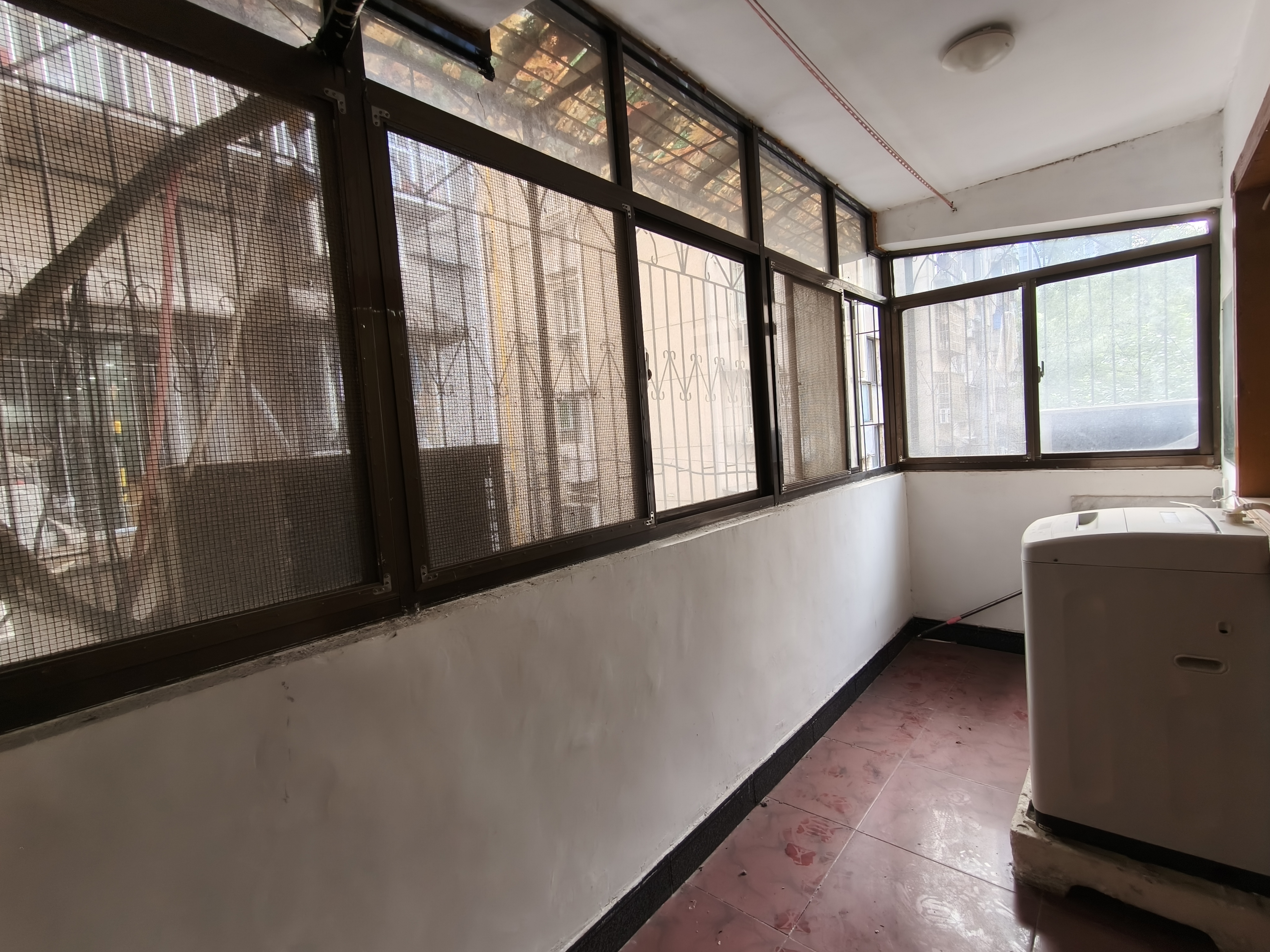 崇文里、崇圣里散盘  3室2厅1卫    2200.0元/月户型图