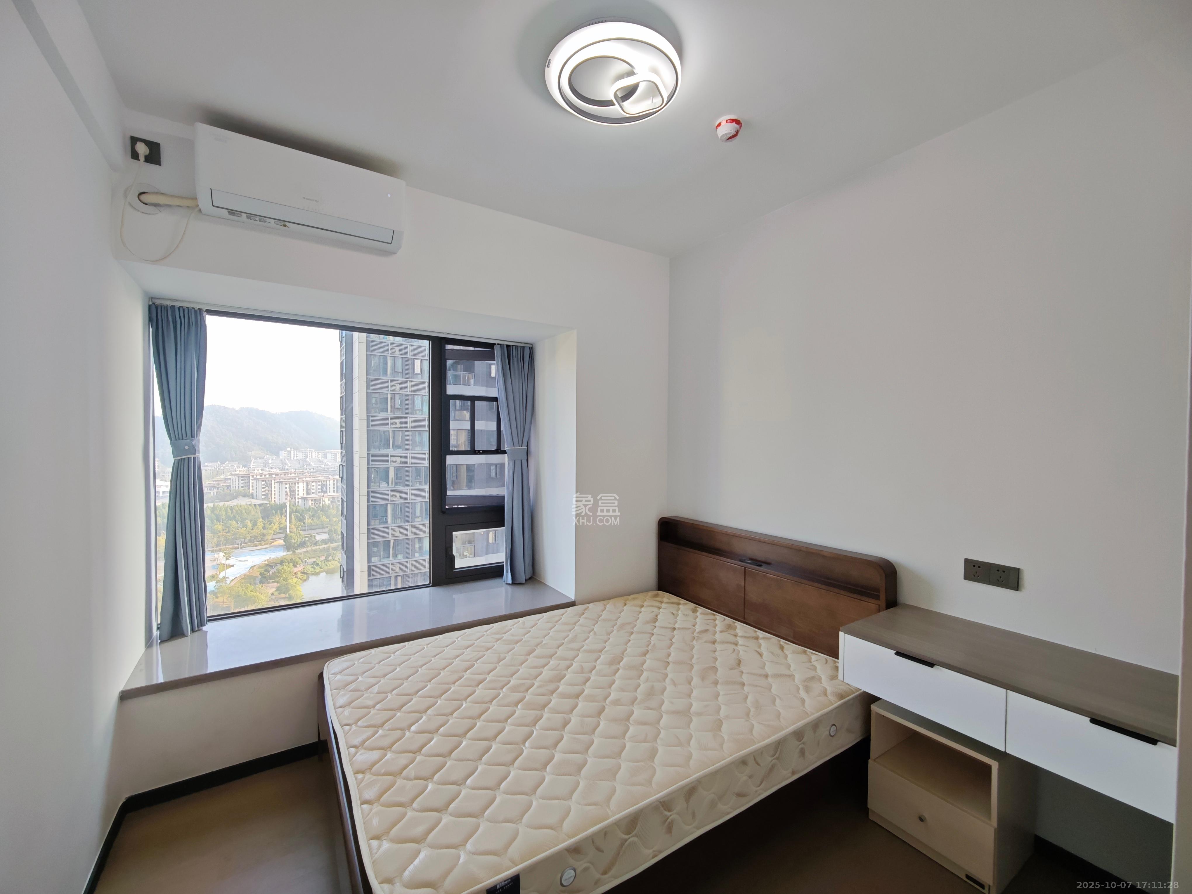 时代梅溪领峰  3室2厅2卫    3500.0元/月 时代梅溪领峰  3室2厅2卫    3500.0元/月室内图