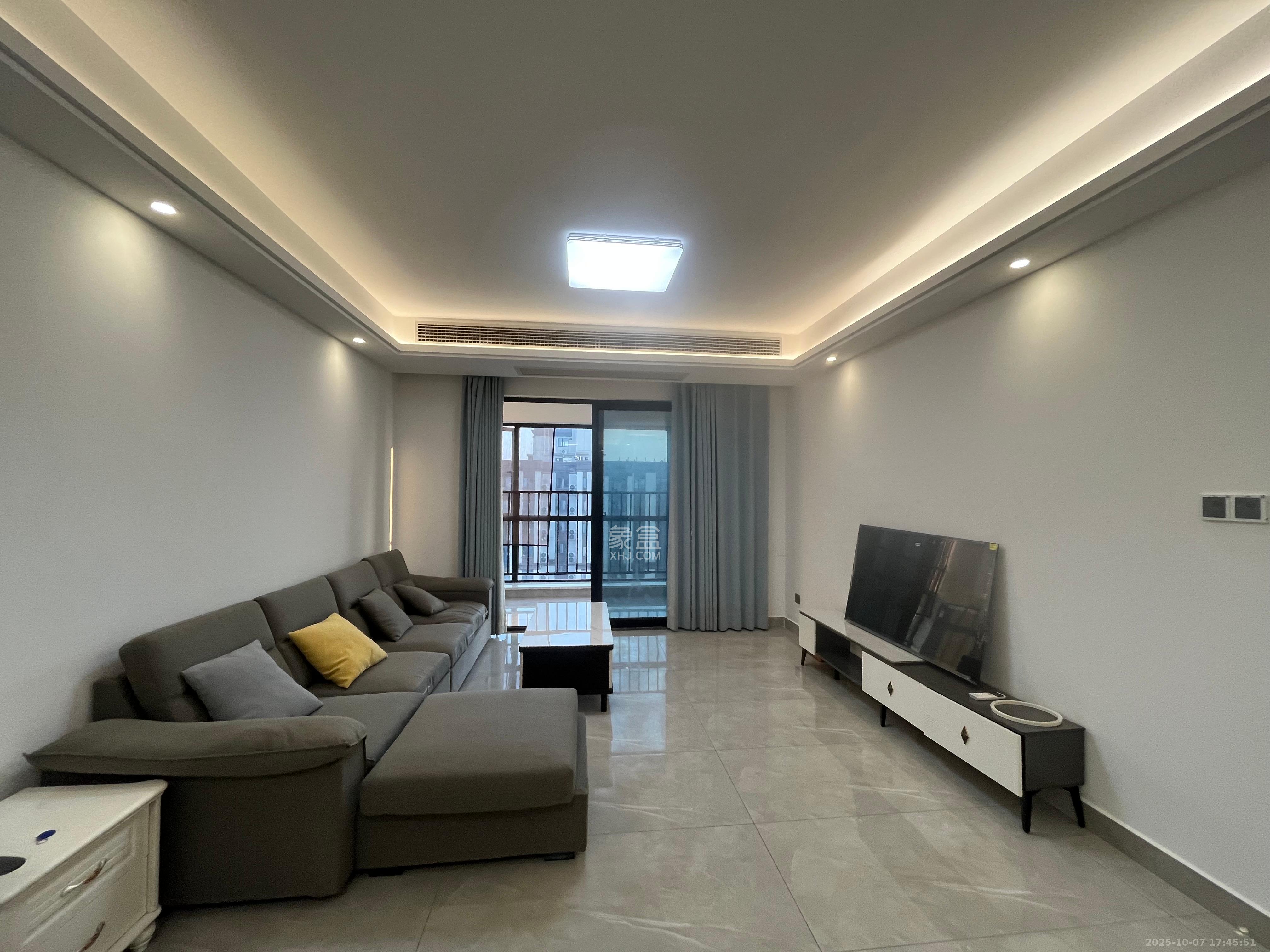 金富湘江悦城 4室2厅2卫 3200.0元/月 金富湘江悦城 4室2厅2卫 3200.0元/月室内图