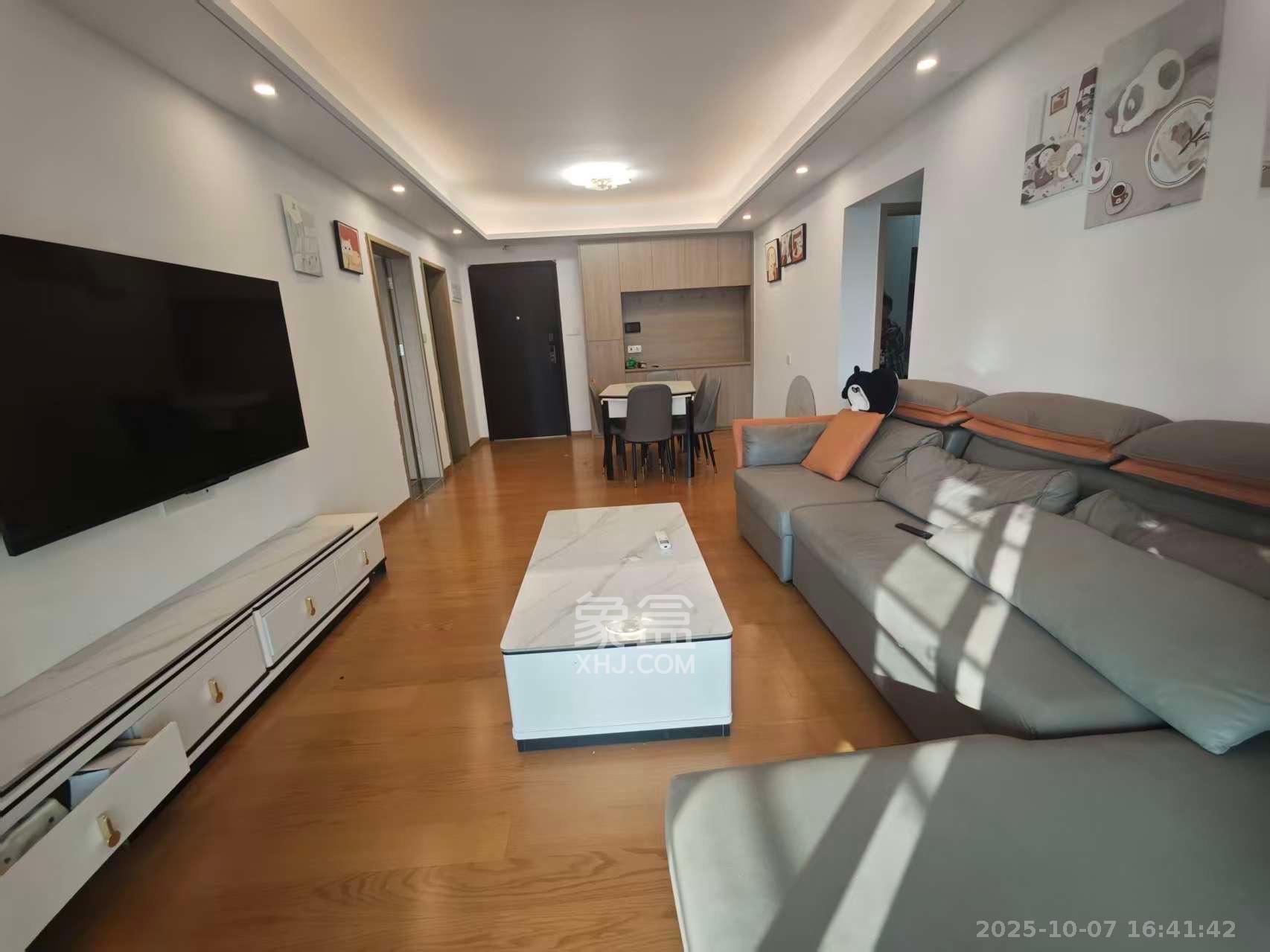 清控湖山雅居北区 3室2厅2卫 3000.0元/月 清控湖山雅居北区 3室2厅2卫 3000.0元/月室内图