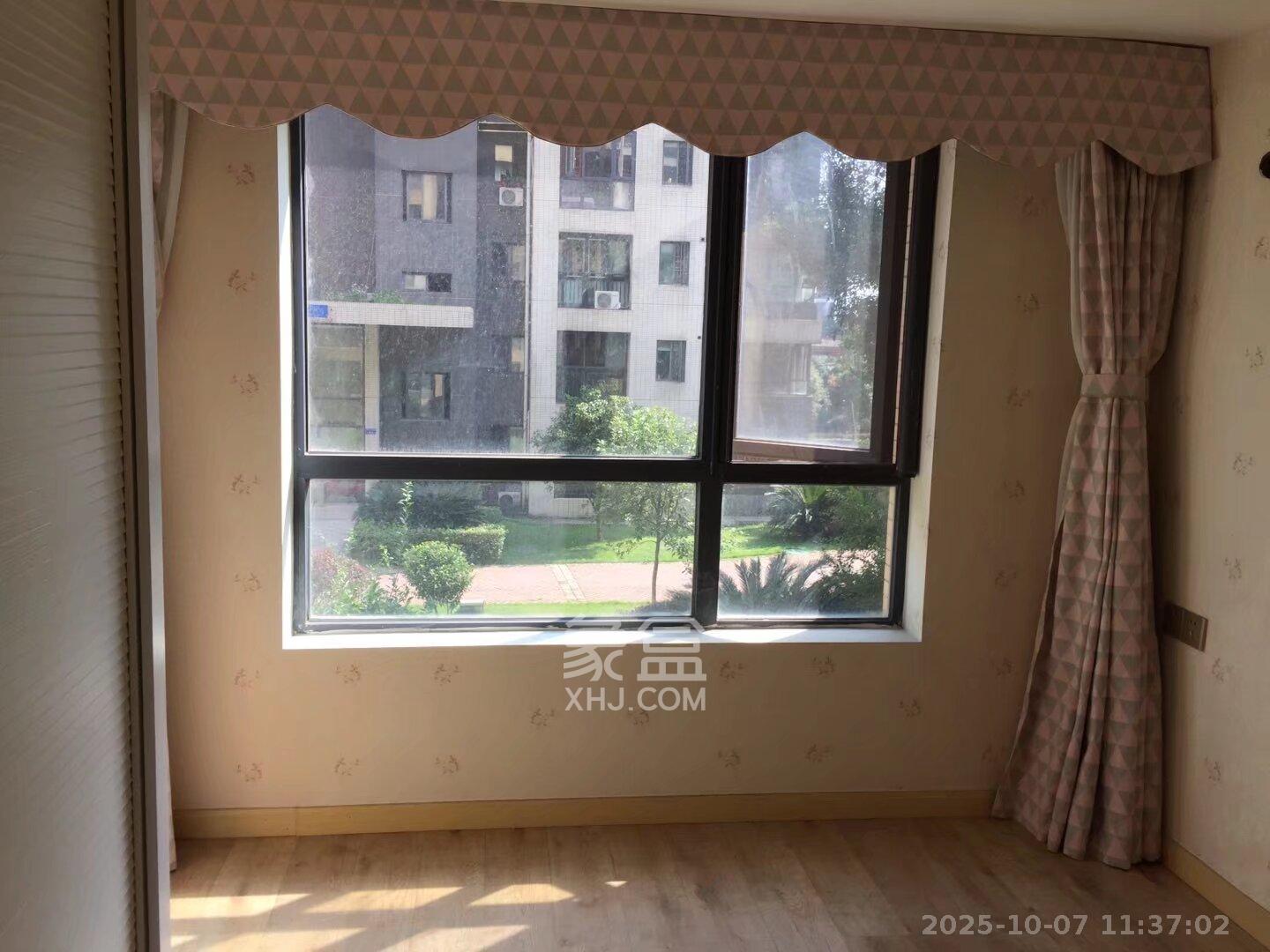 中信文化广场(中信新城二期) 2室1厅1卫 1600.0元/月 中信文化广场(中信新城二期) 2室1厅1卫 1600.0元/月室内图