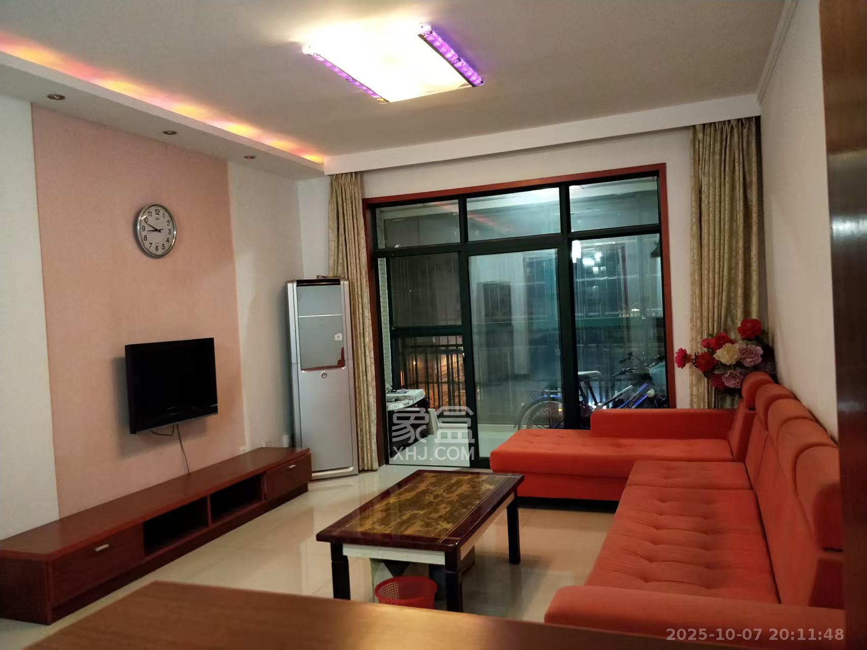 松雅湖畔  2室2厅1卫    1600.0元/月 松雅湖畔  2室2厅1卫    1600.0元/月室内图