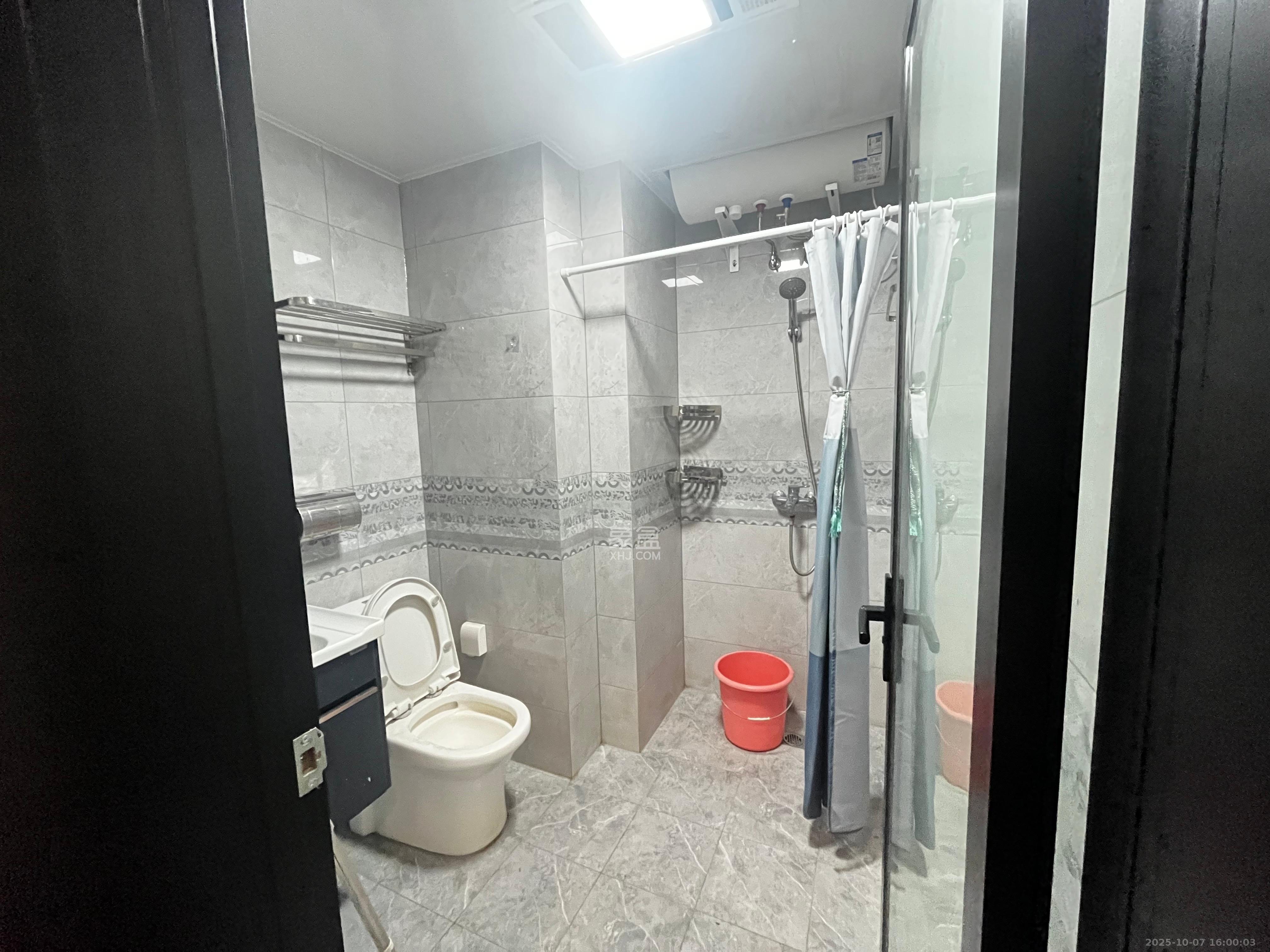 中建悦和城  1室1厅1卫    1500.0元/月室内图