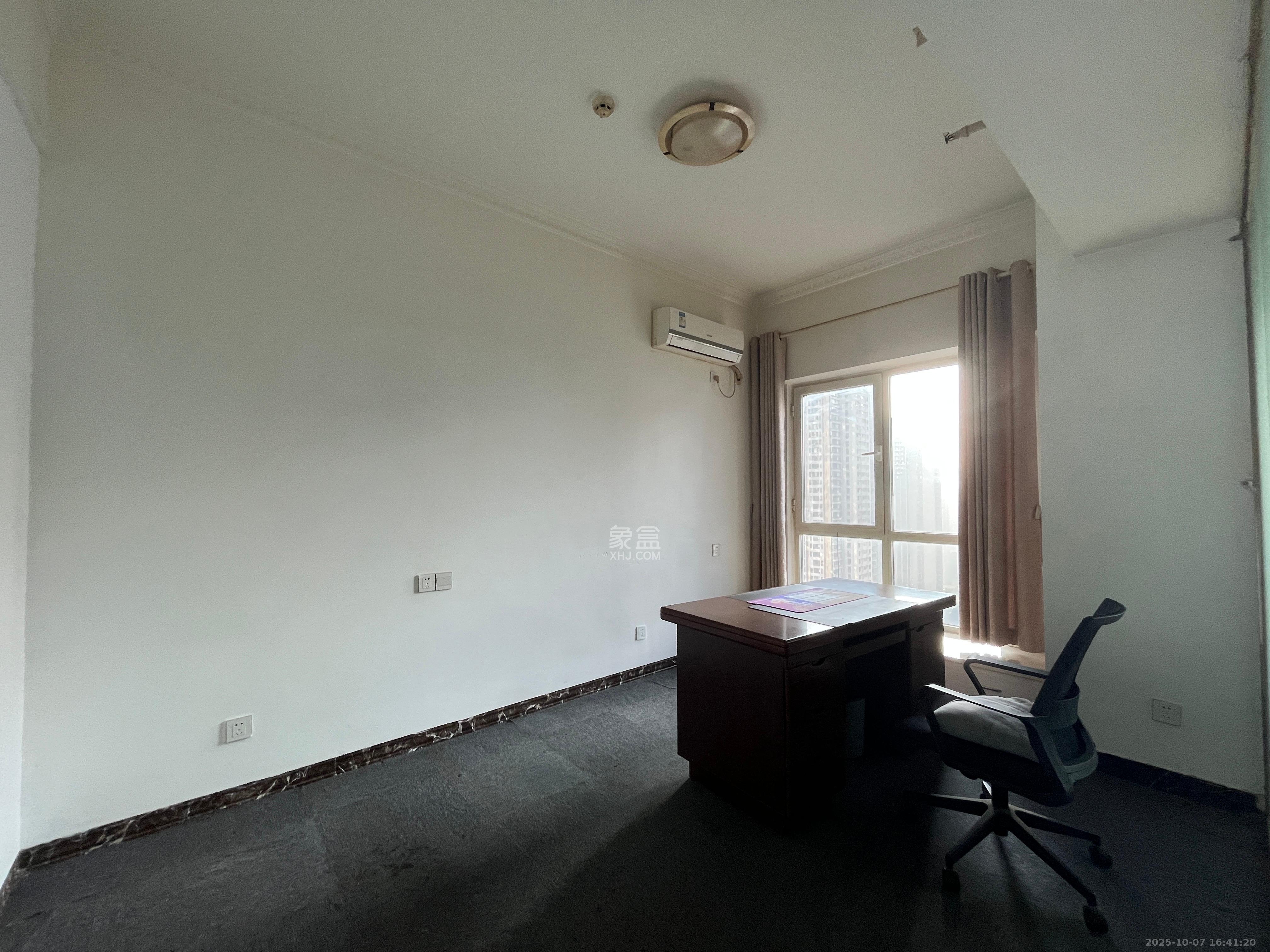 北辰三角洲B1E1区  1室1厅1卫    3000.0元/月室内图