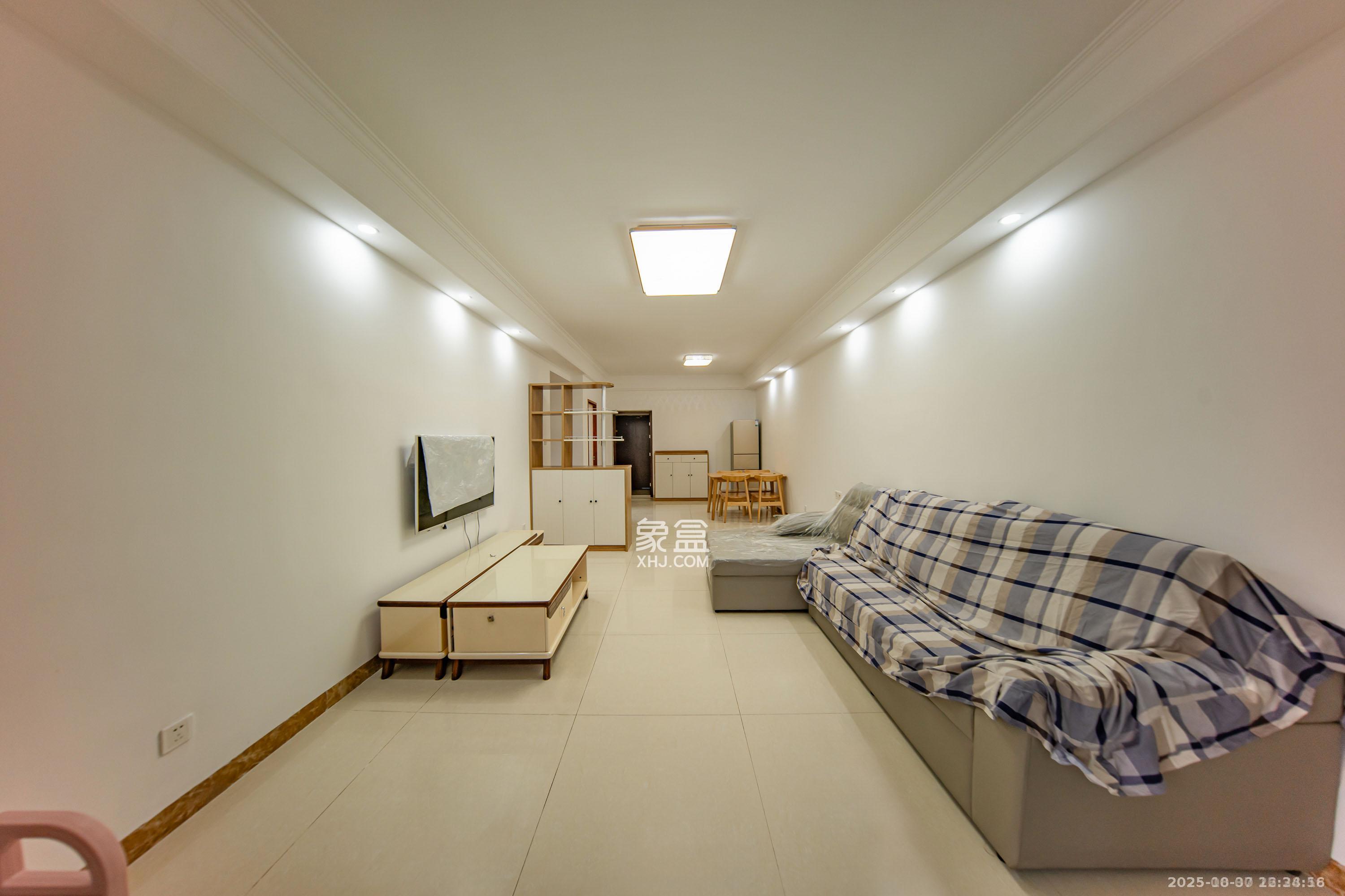 江山帝景哈佛  2室2厅1卫    2100.0元/月 江山帝景哈佛  2室2厅1卫    2100.0元/月