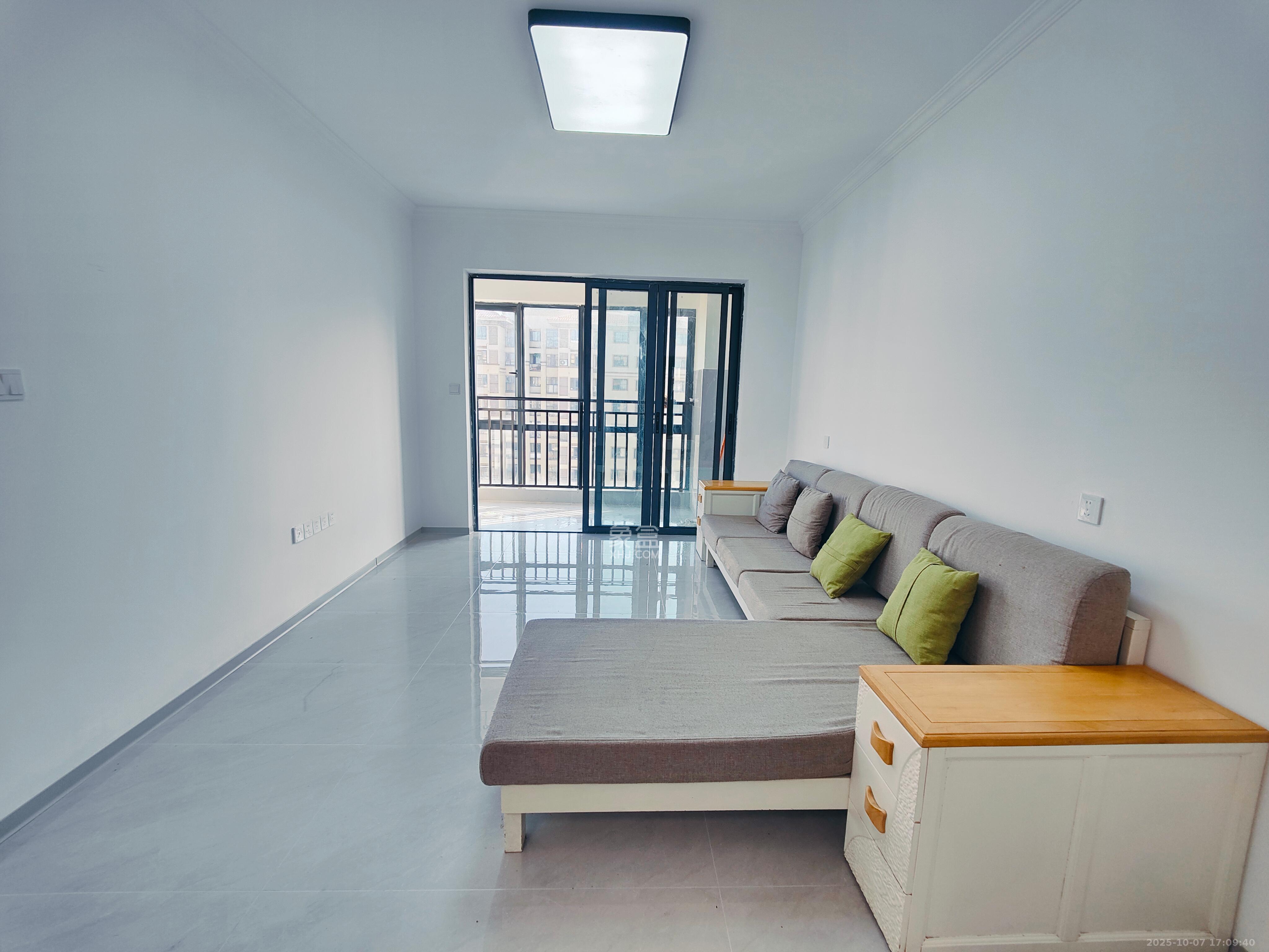 中建芙蓉嘉苑 3室2厅2卫 2300.0元/月 中建芙蓉嘉苑 3室2厅2卫 2300.0元/月室内图