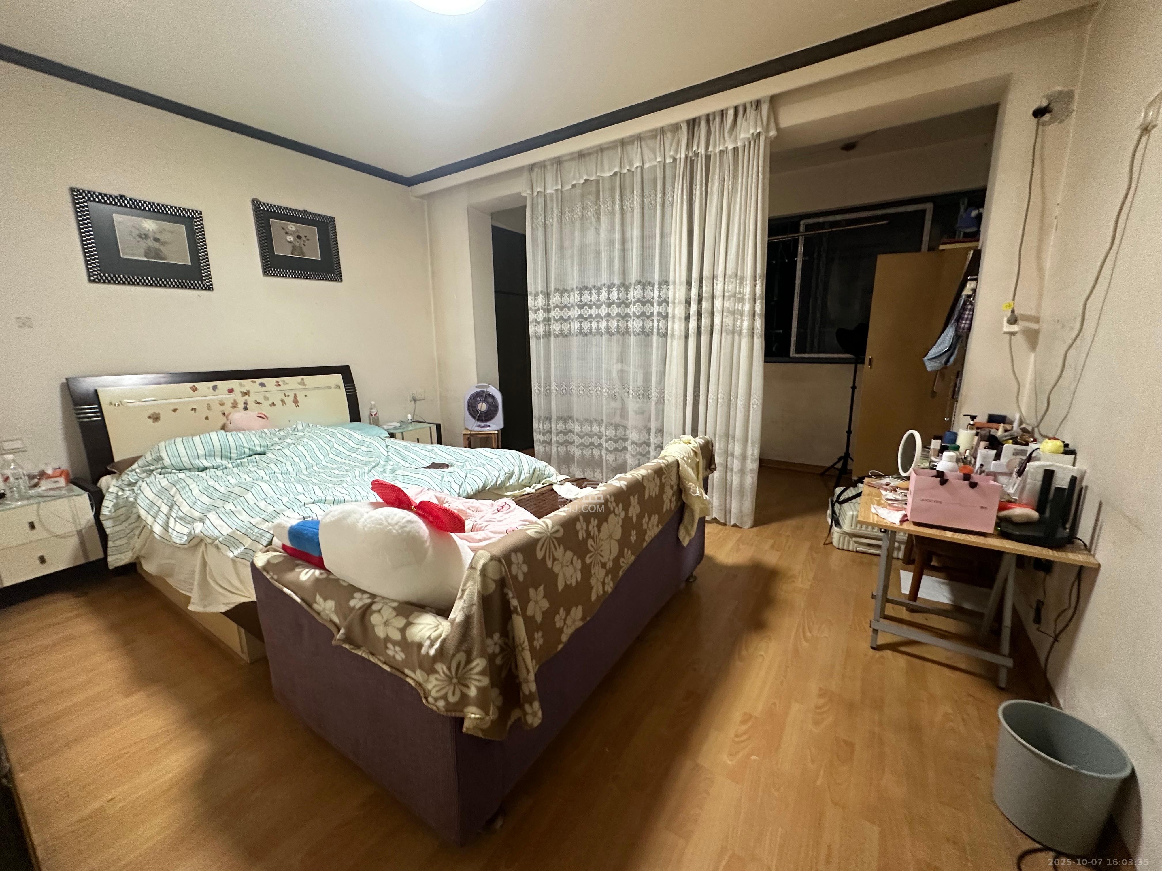 书苑花园（书院花园）  2室1厅1卫    1500.0元/月室内图
