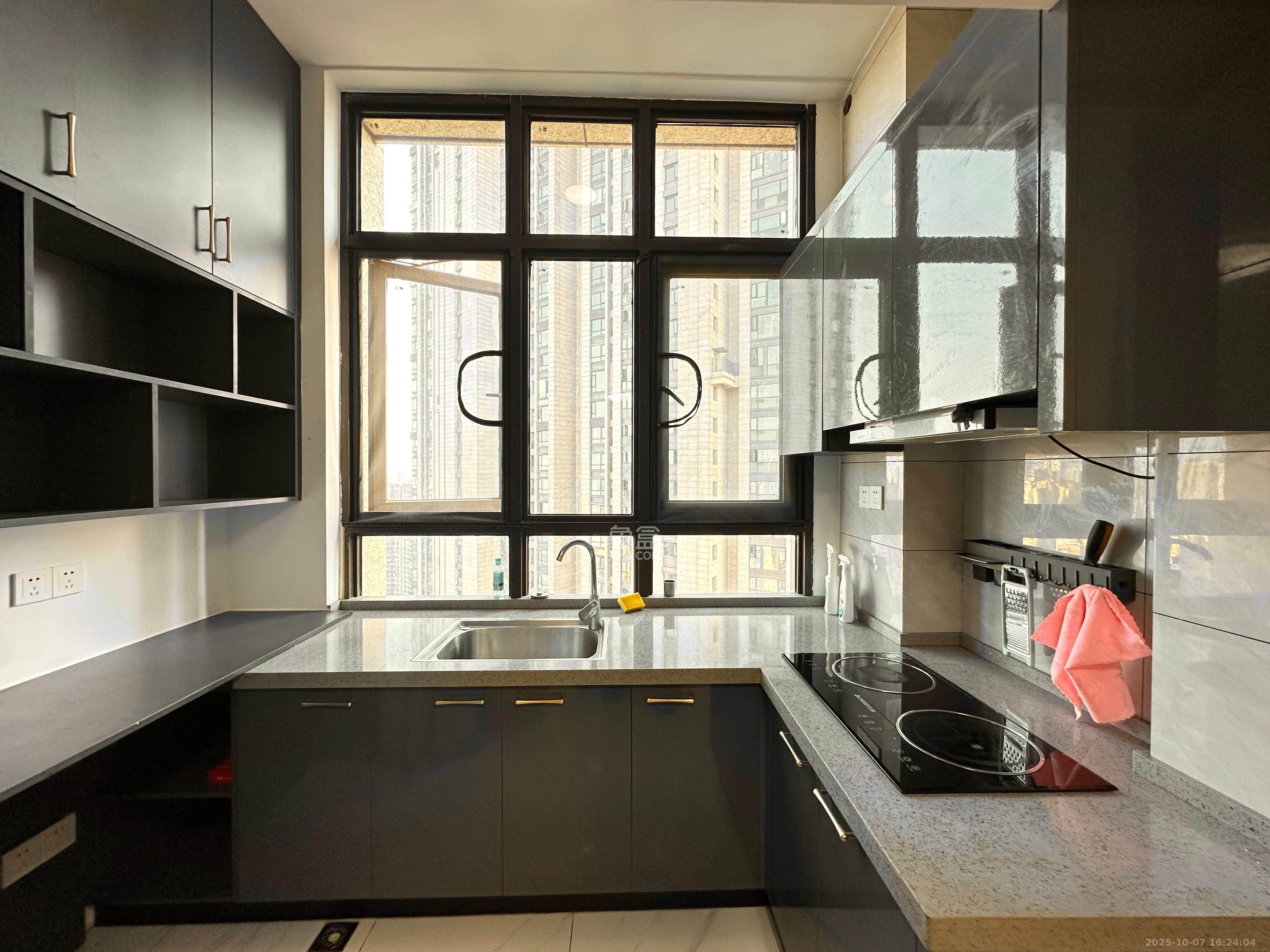 明昇壹城(明昇时代广场)二期 1室1厅1卫 1800.0元/月 明昇壹城(明昇时代广场)二期 1室1厅1卫 1800.0元/月室内图