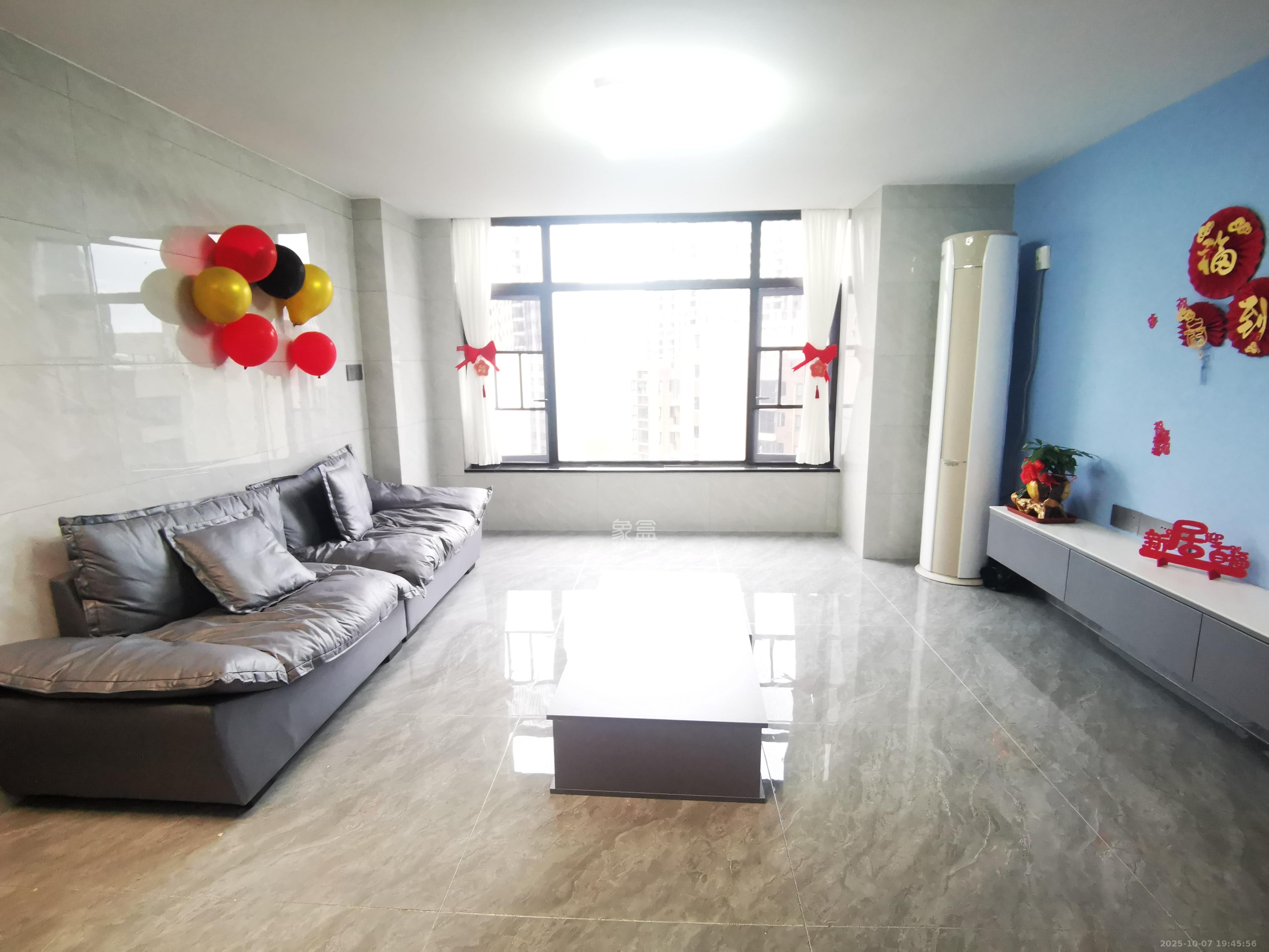 碧桂园天玺 1室1厅1卫 1380.0元/月 碧桂园天玺 1室1厅1卫 1380.0元/月室内图