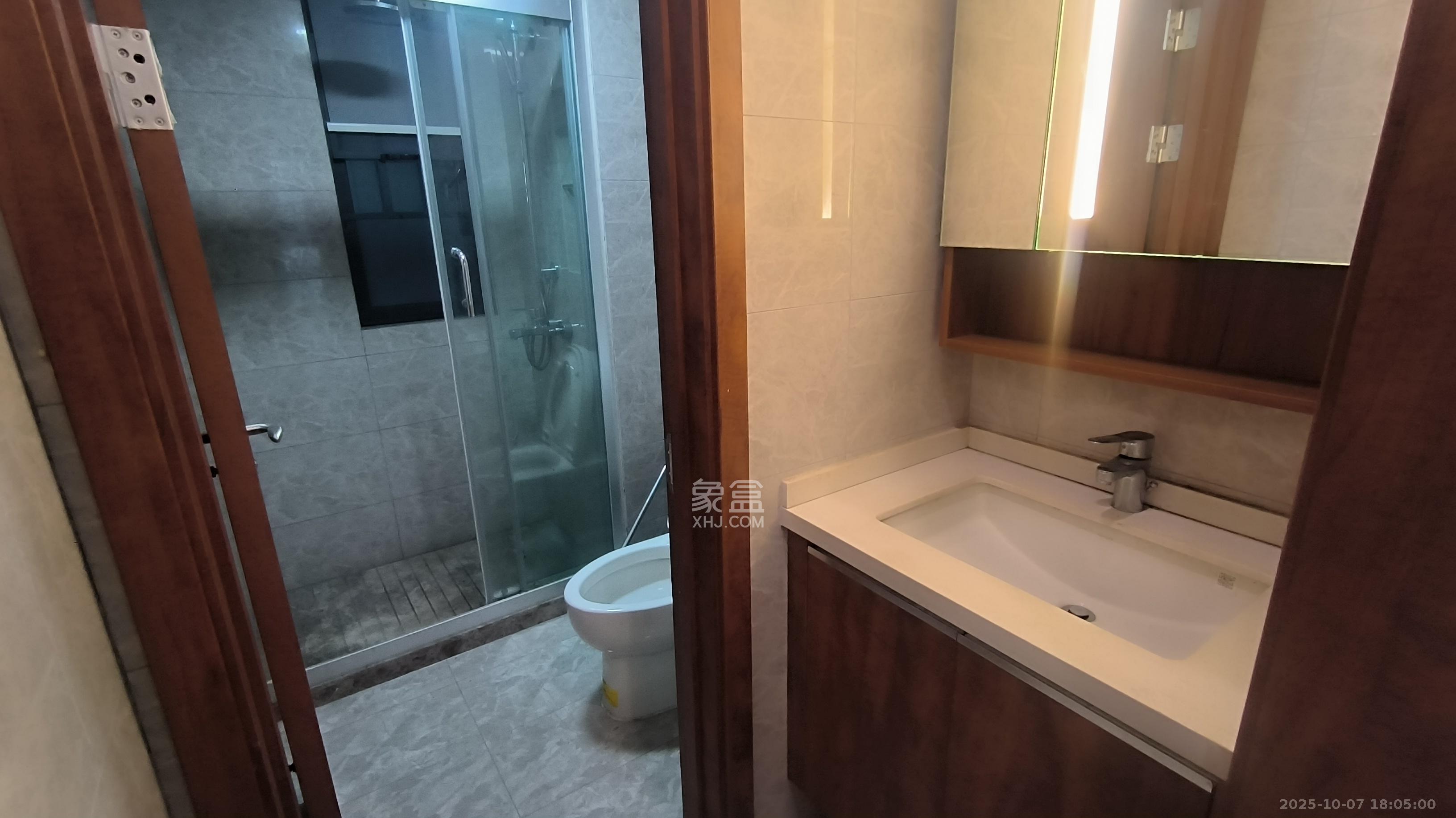 梅溪悦章  3室2厅2卫    3500.0元/月室内图