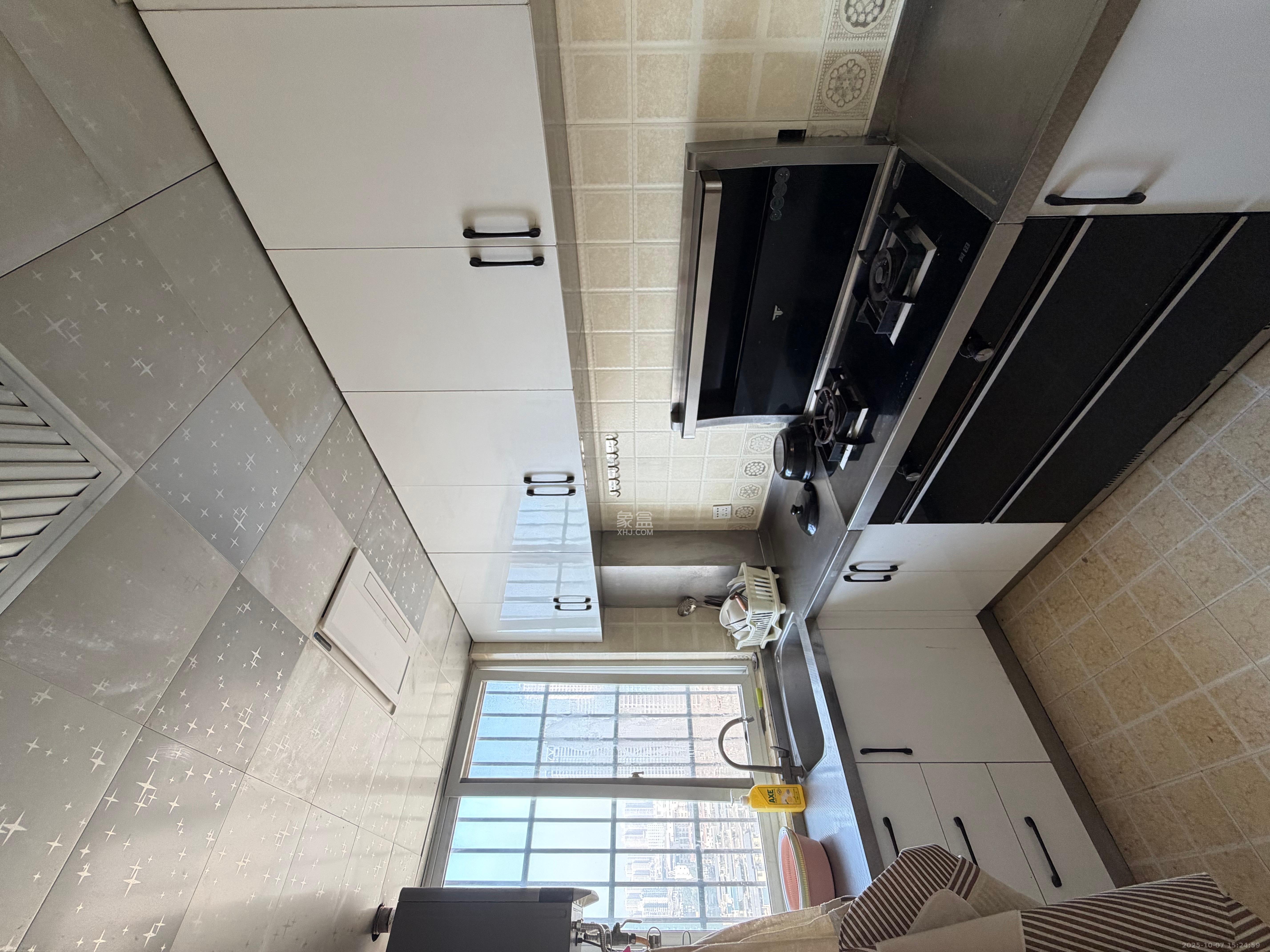 旭日东升 2室2厅1卫 2300.0元/月 旭日东升 2室2厅1卫 2300.0元/月室内图