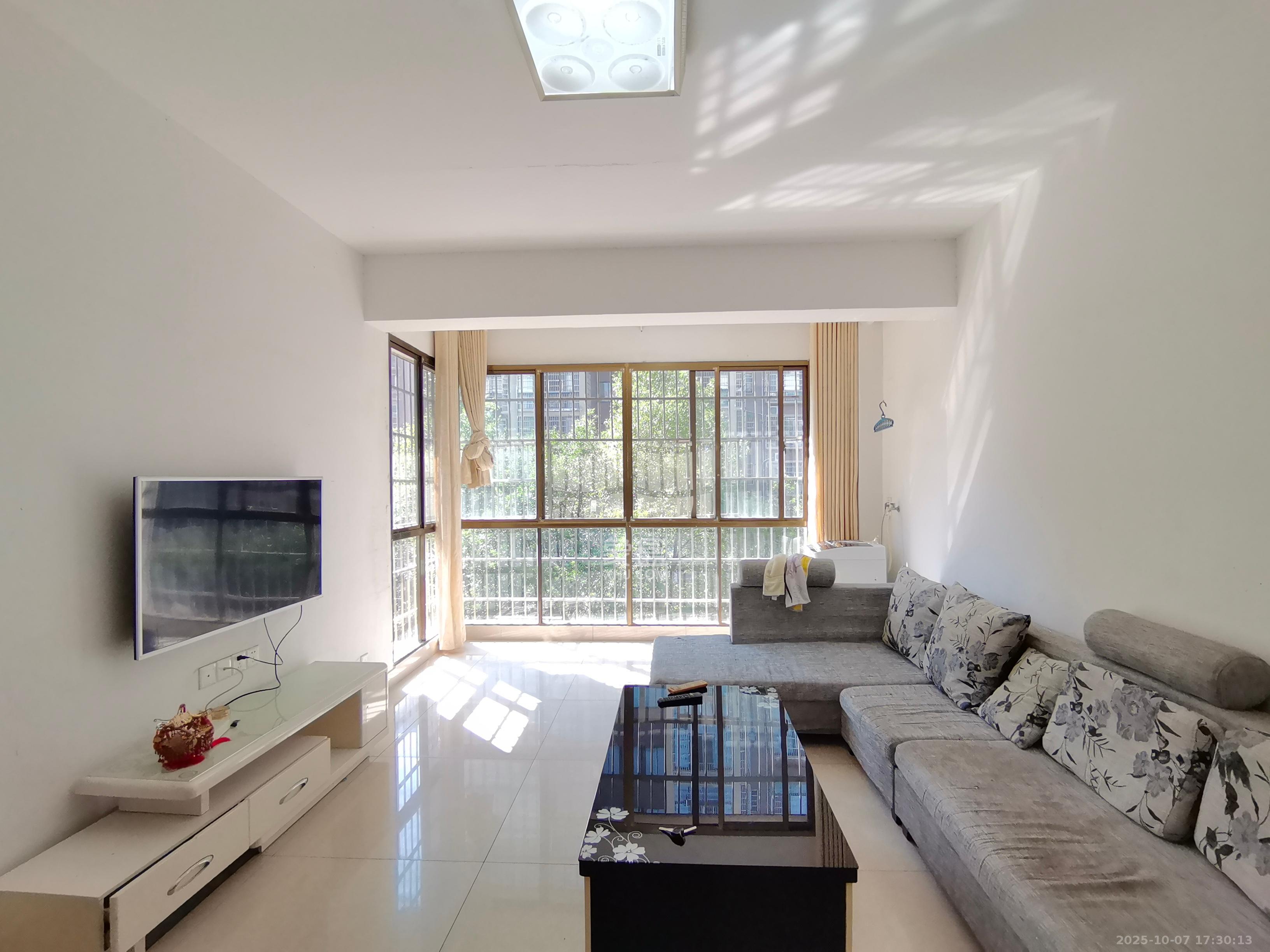 长通名城 2室1厅1卫 900.0元/月 长通名城 2室1厅1卫 900.0元/月室内图