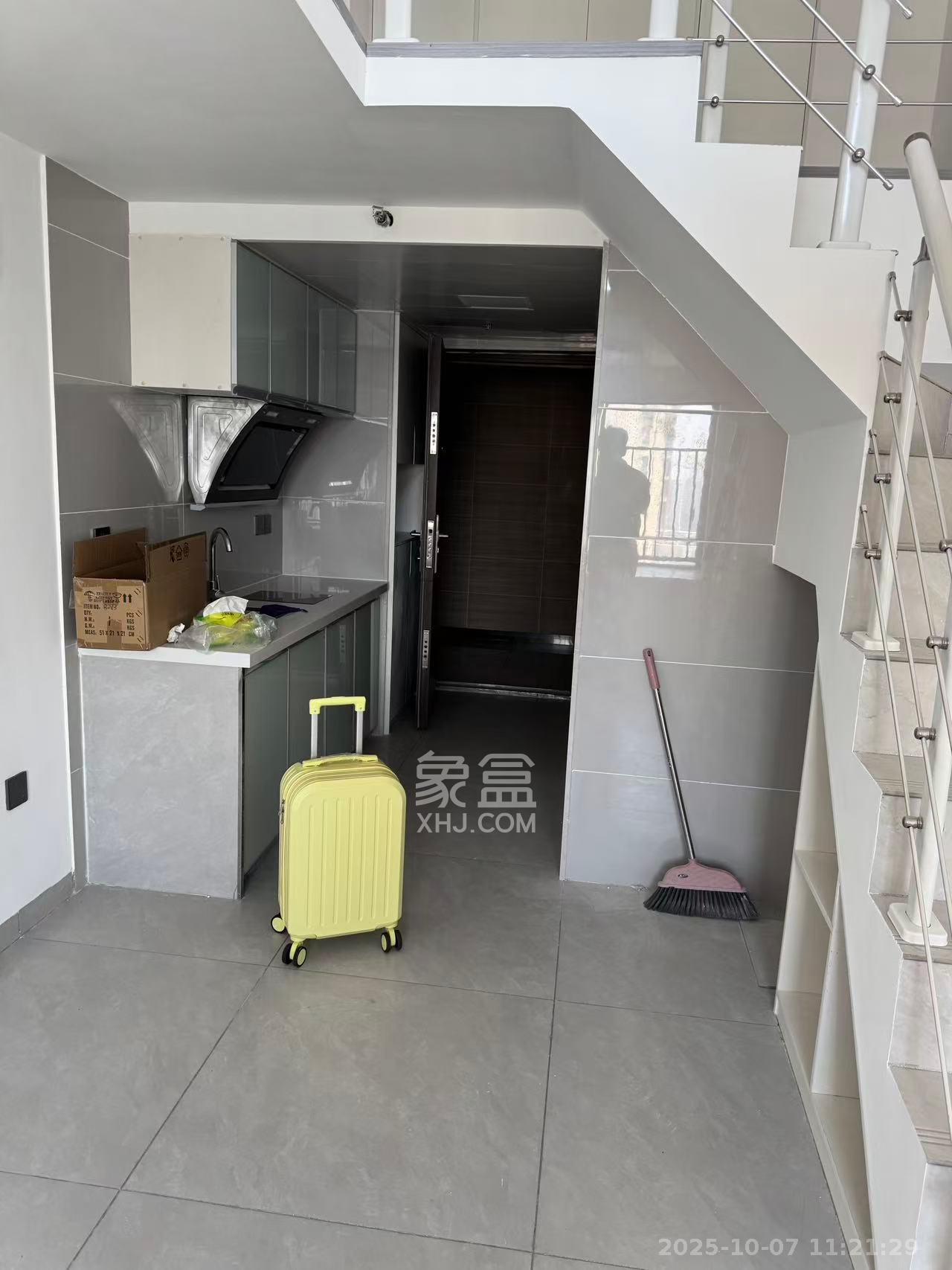 君合新城玺樾  1室1厅1卫    1200.0元/月 君合新城玺樾  1室1厅1卫    1200.0元/月室内图