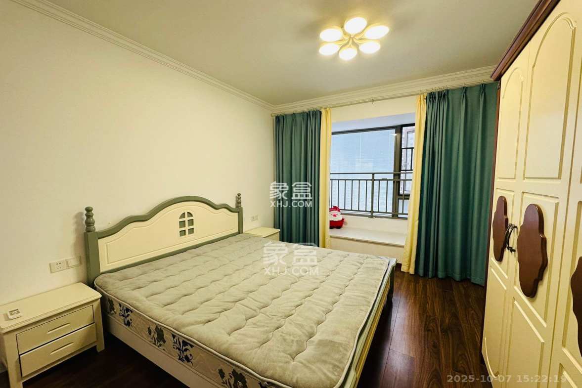 梅溪湖金茂湾 4室2厅1卫 3200.0元/月 梅溪湖金茂湾 4室2厅1卫 3200.0元/月室内图