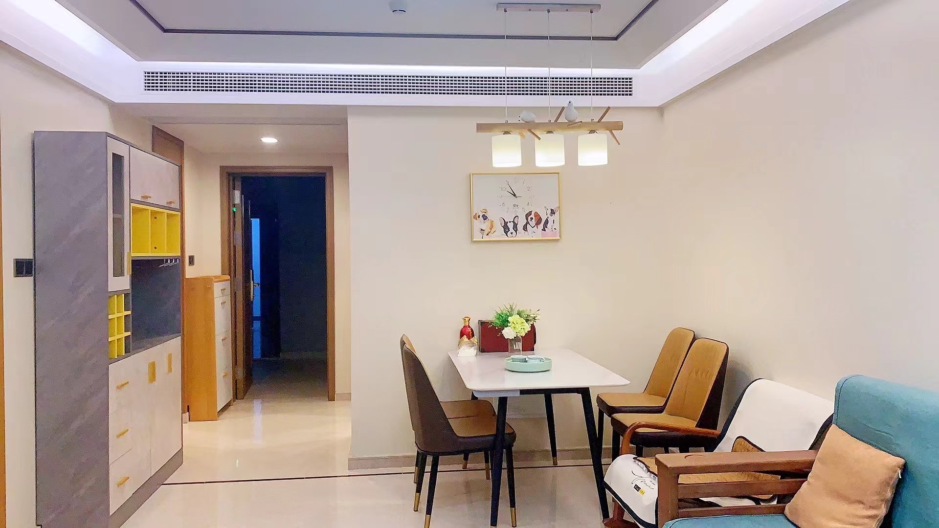 融创观澜湖公园壹号一期 2室1厅1卫 2300.0元/月 融创观澜湖公园壹号一期 2室1厅1卫 2300.0元/月室内图