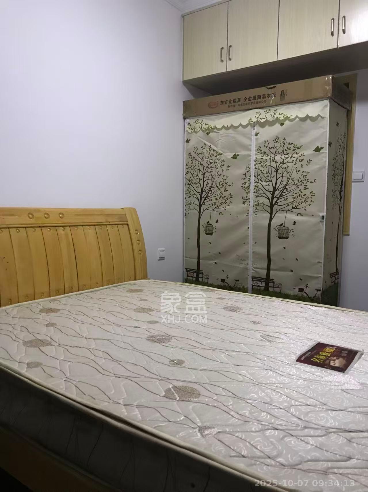 海德公园  4室2厅2卫    2300.0元/月室内图