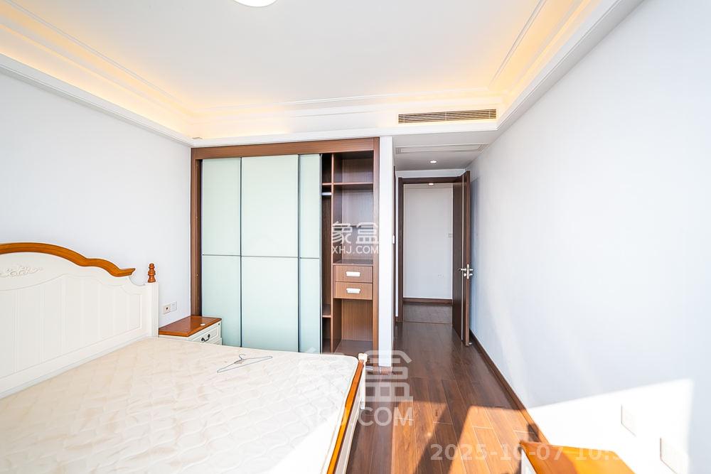 万科紫台 3室2厅1卫 4100.0元/月 万科紫台 3室2厅1卫 4100.0元/月室内图