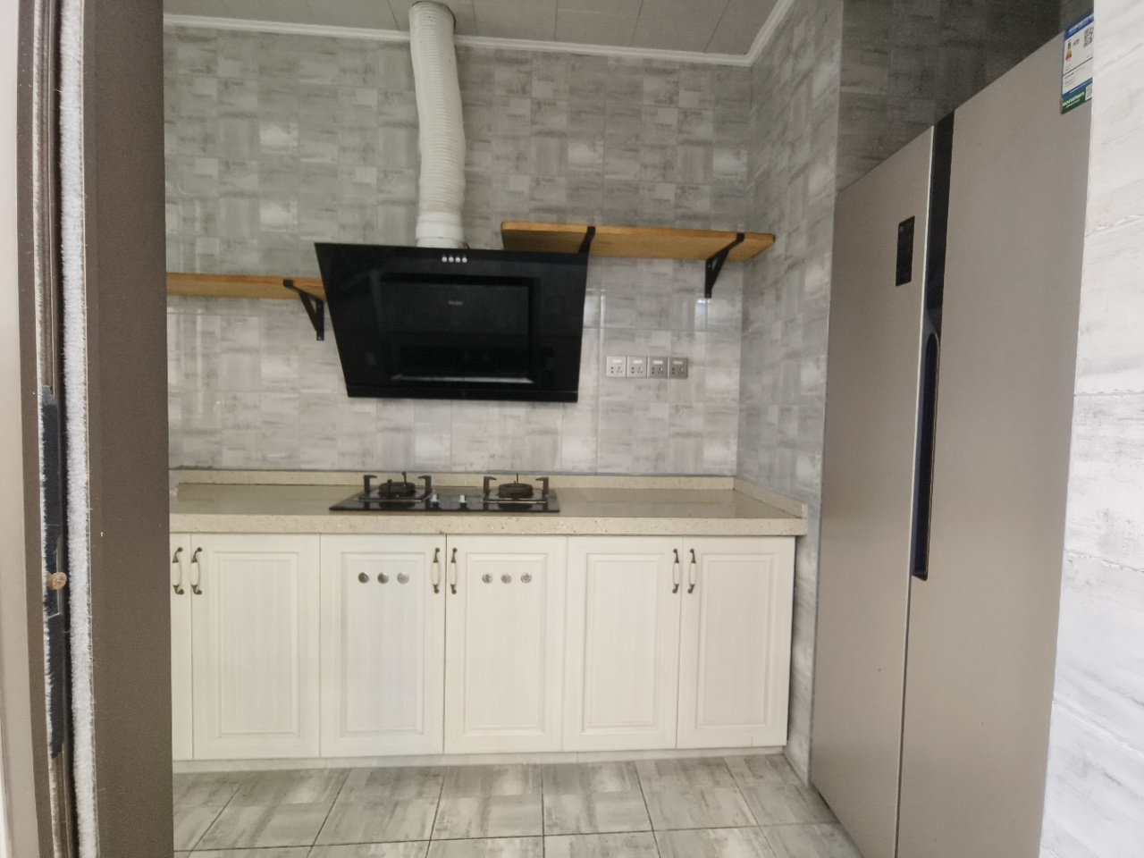 海航豪庭南苑 4室2厅2卫 6500.0元/月 海航豪庭南苑 4室2厅2卫 6500.0元/月室内图