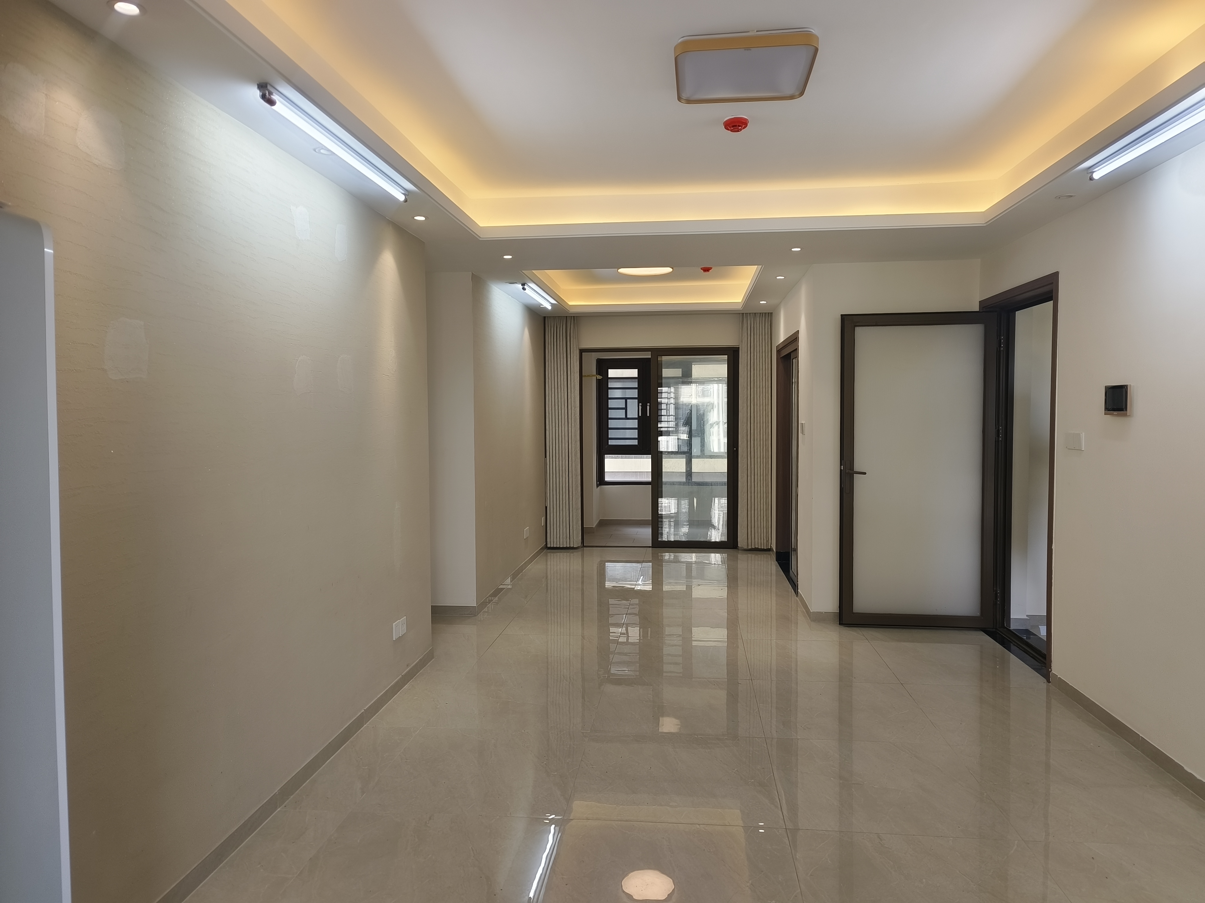 金湖壹号 1室0厅0卫 3800.0元/月 金湖壹号 1室0厅0卫 3800.0元/月室内图