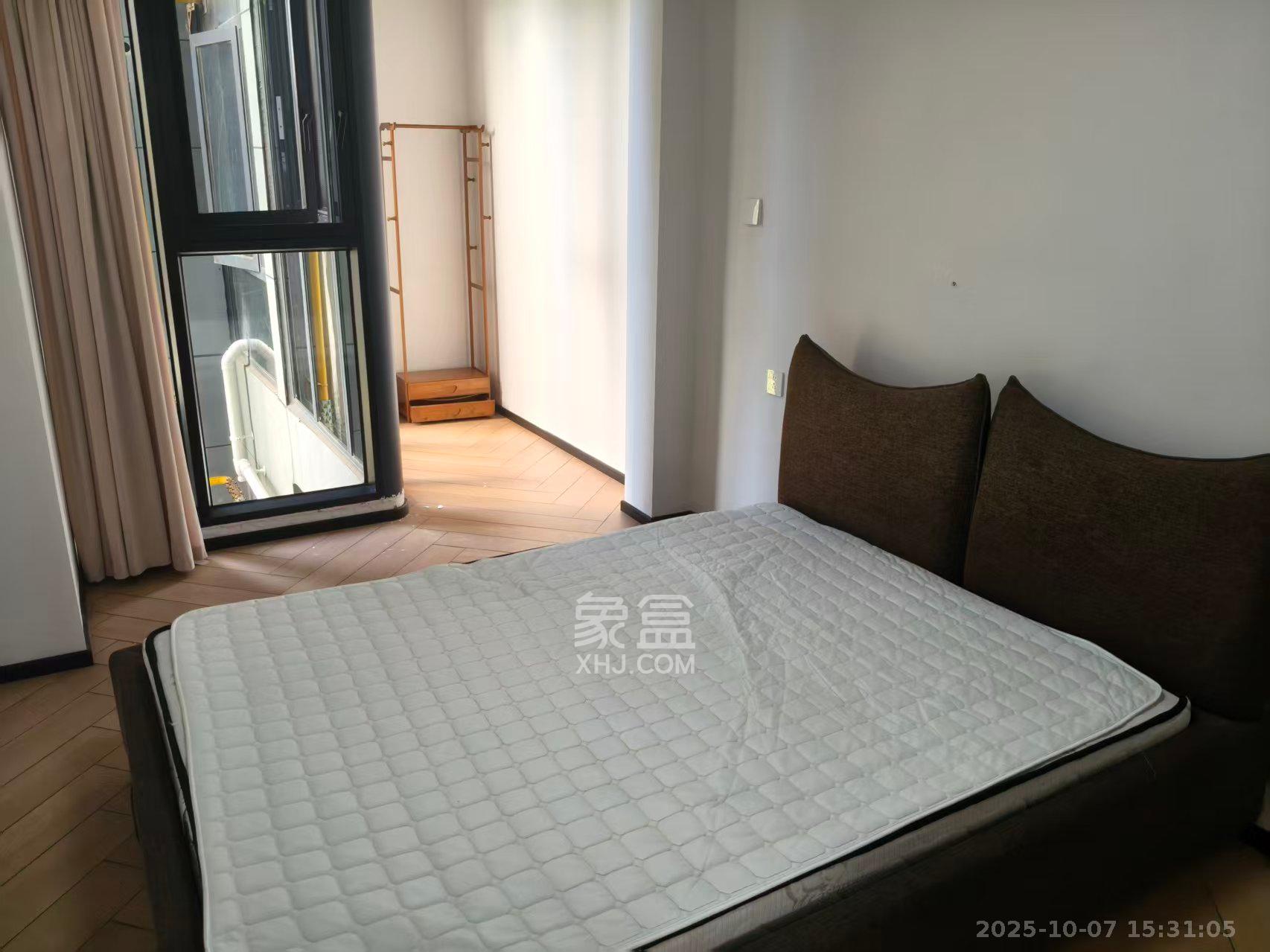 中冶中央公园 3室2厅2卫 3200.0元/月 中冶中央公园 3室2厅2卫 3200.0元/月室内图