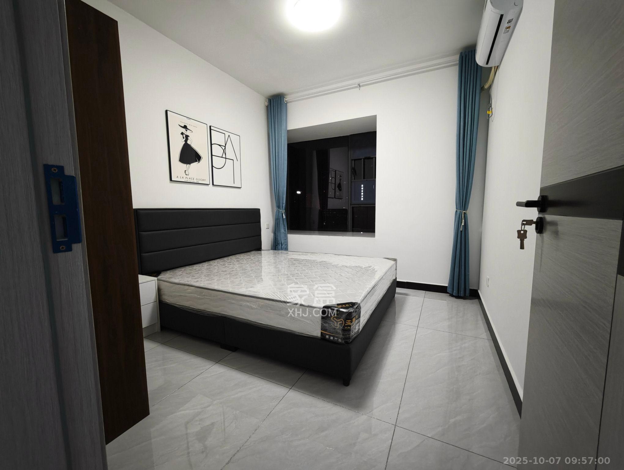 岭福家苑(天心佳苑) 2室2厅1卫 3500.0元/月 岭福家苑(天心佳苑) 2室2厅1卫 3500.0元/月室内图