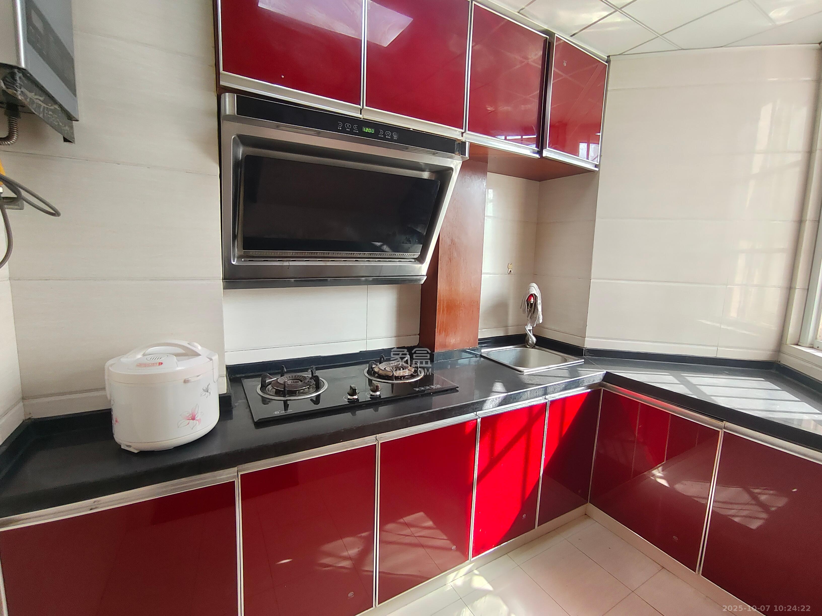 金石蓉园 1室1厅1卫 1400.0元/月 金石蓉园 1室1厅1卫 1400.0元/月室内图