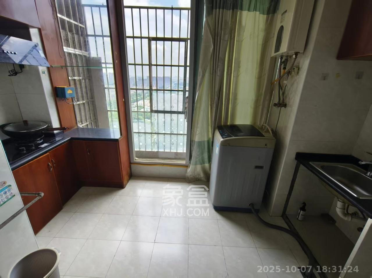 尚都花园城 1室1厅1卫 1100.0元/月 尚都花园城 1室1厅1卫 1100.0元/月室内图