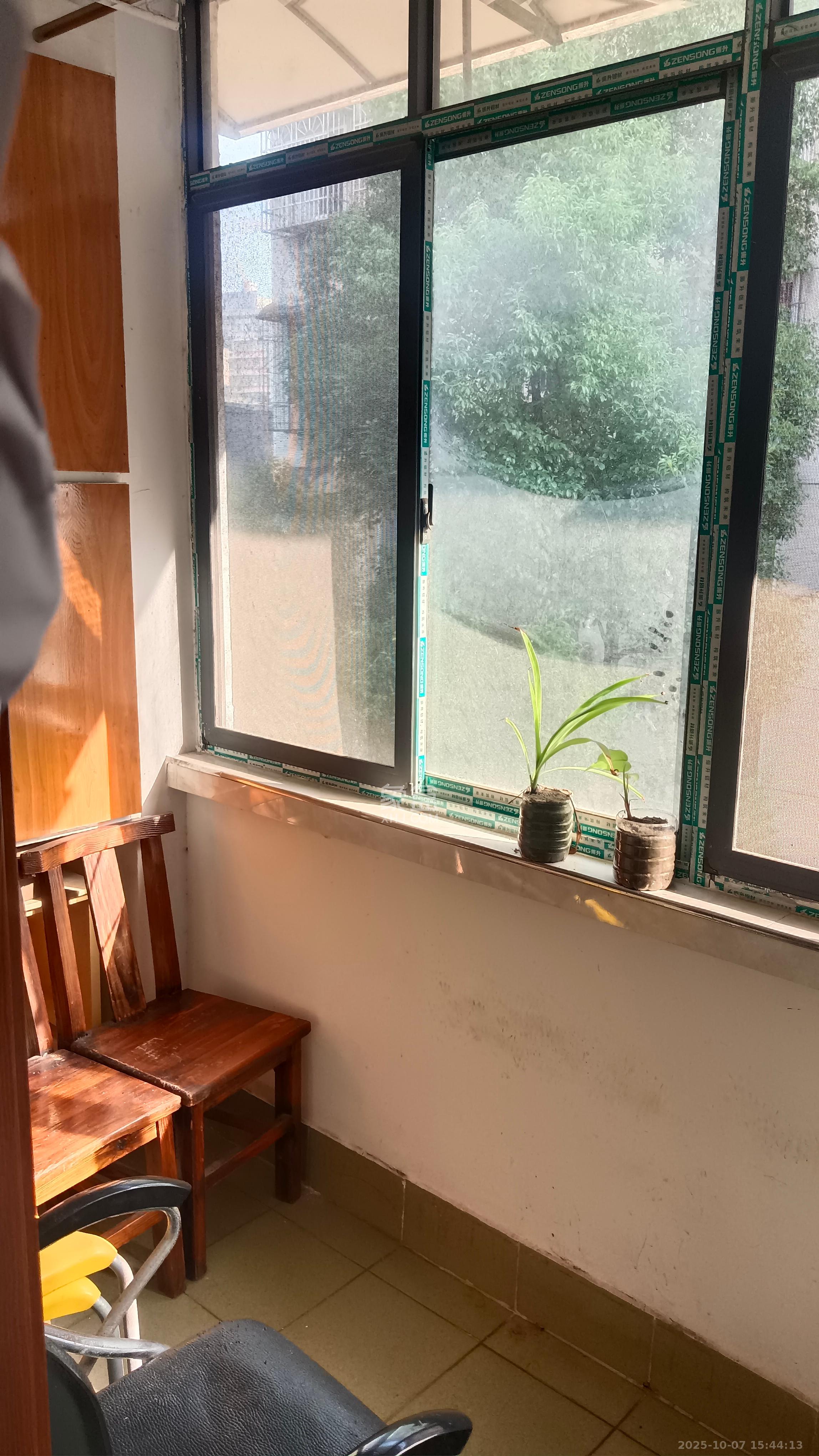 营山巷28号(营山巷小区)  2室1厅1卫    1500.0元/月 营山巷28号(营山巷小区)  2室1厅1卫    1500.0元/月室内图