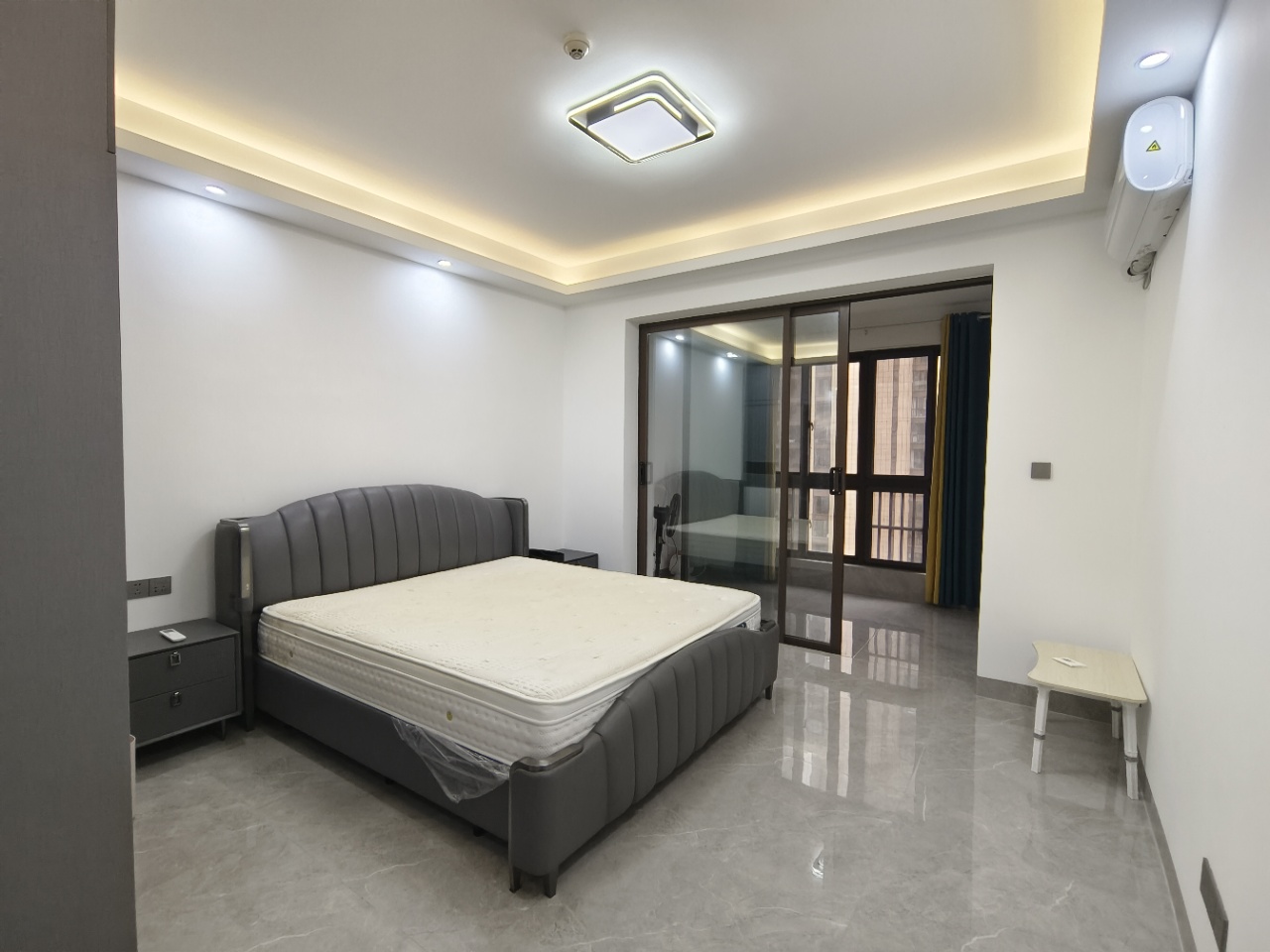 海航豪庭南苑 4室2厅2卫 6500.0元/月 海航豪庭南苑 4室2厅2卫 6500.0元/月室内图