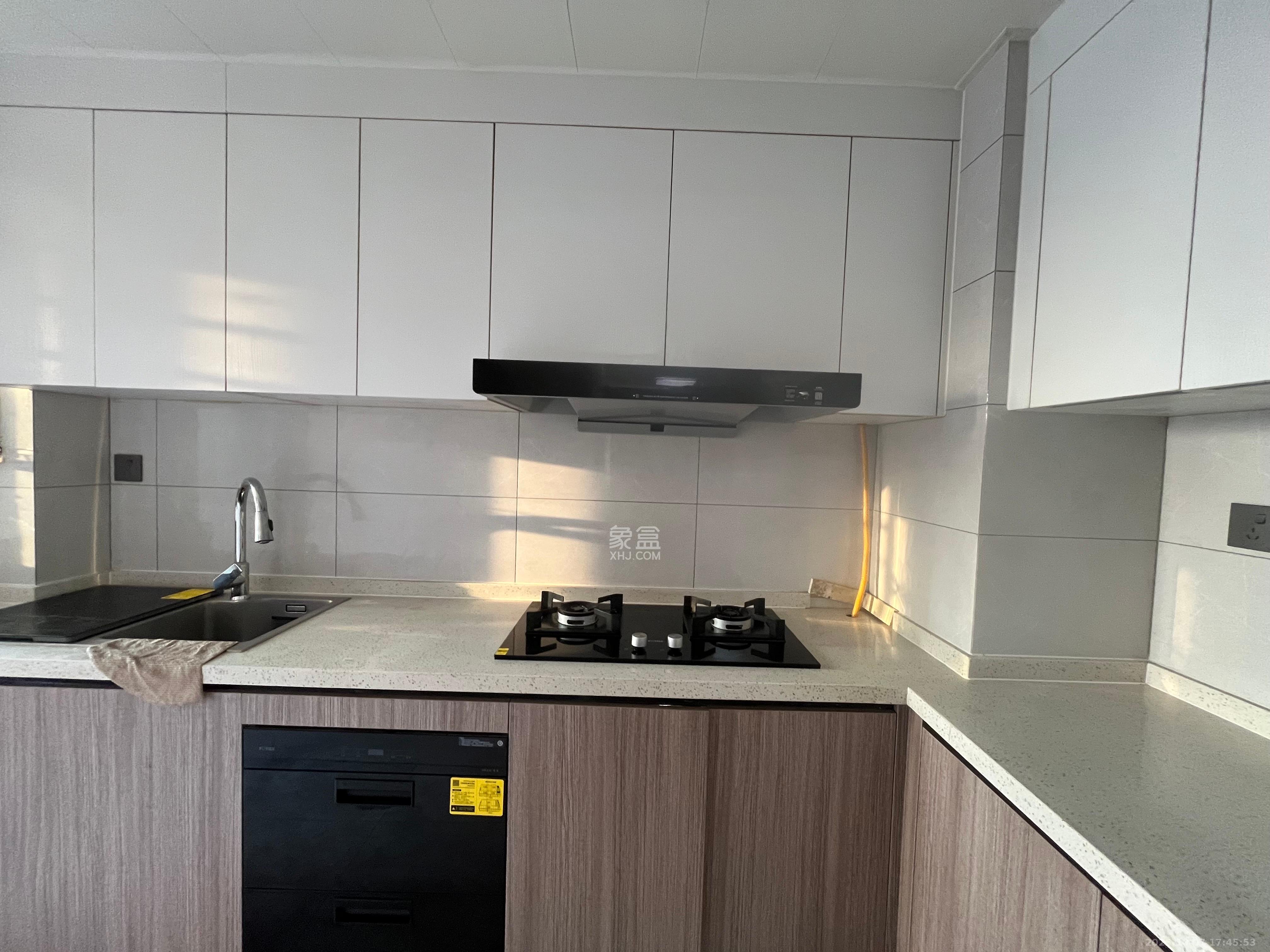 金富湘江悦城  4室2厅2卫    3200.0元/月室内图