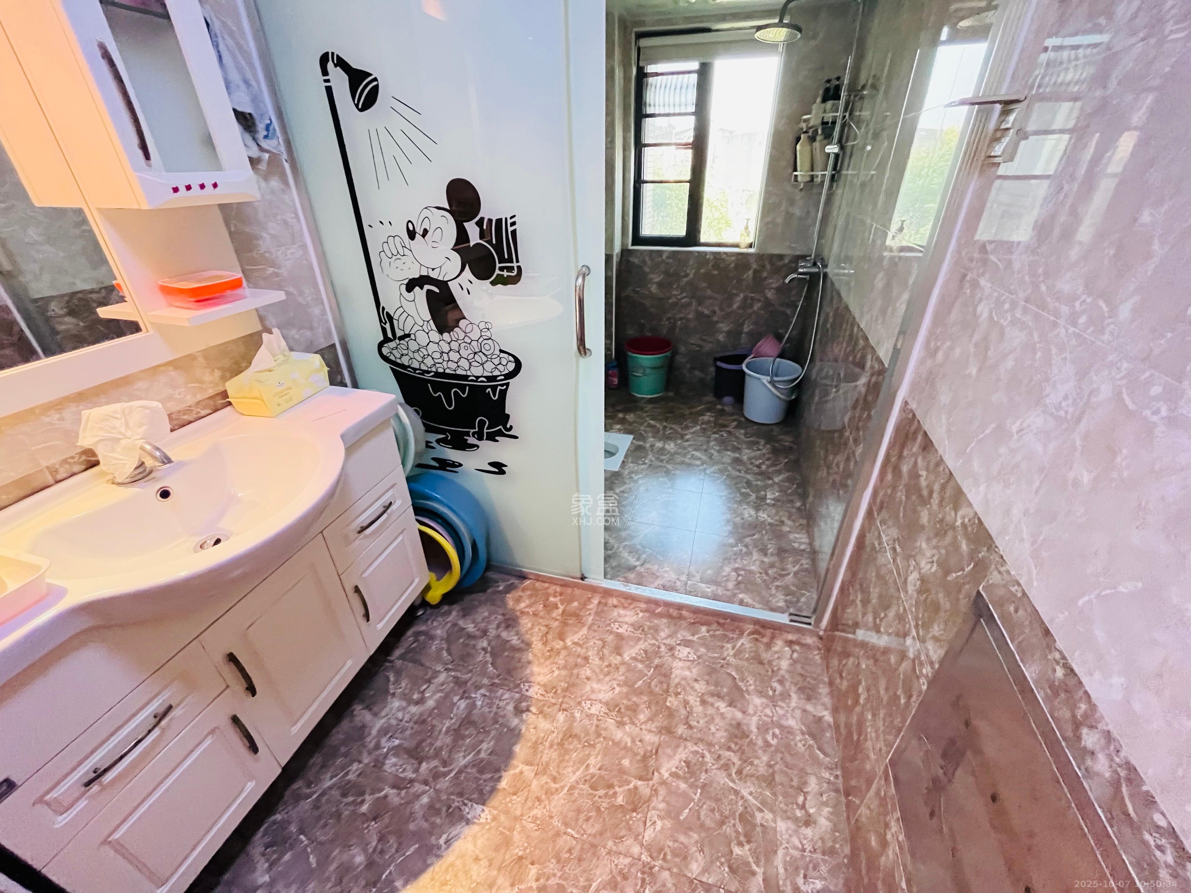 长房白沙湾 4室2厅2卫 3500.0元/月 长房白沙湾 4室2厅2卫 3500.0元/月室内图