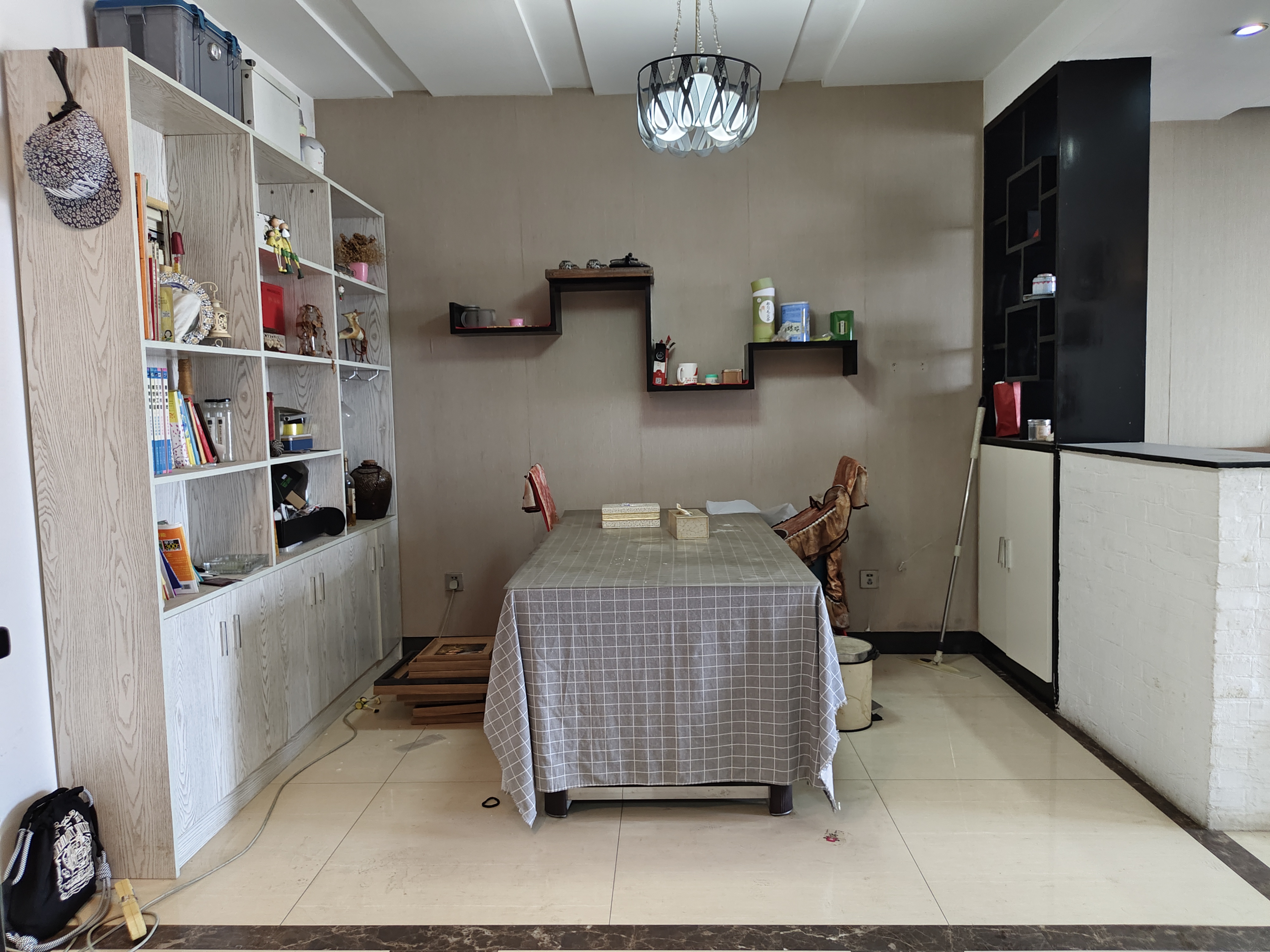 吉泰邦臣 3室2厅2卫 69.8万 吉泰邦臣 3室2厅2卫 69.8万客厅