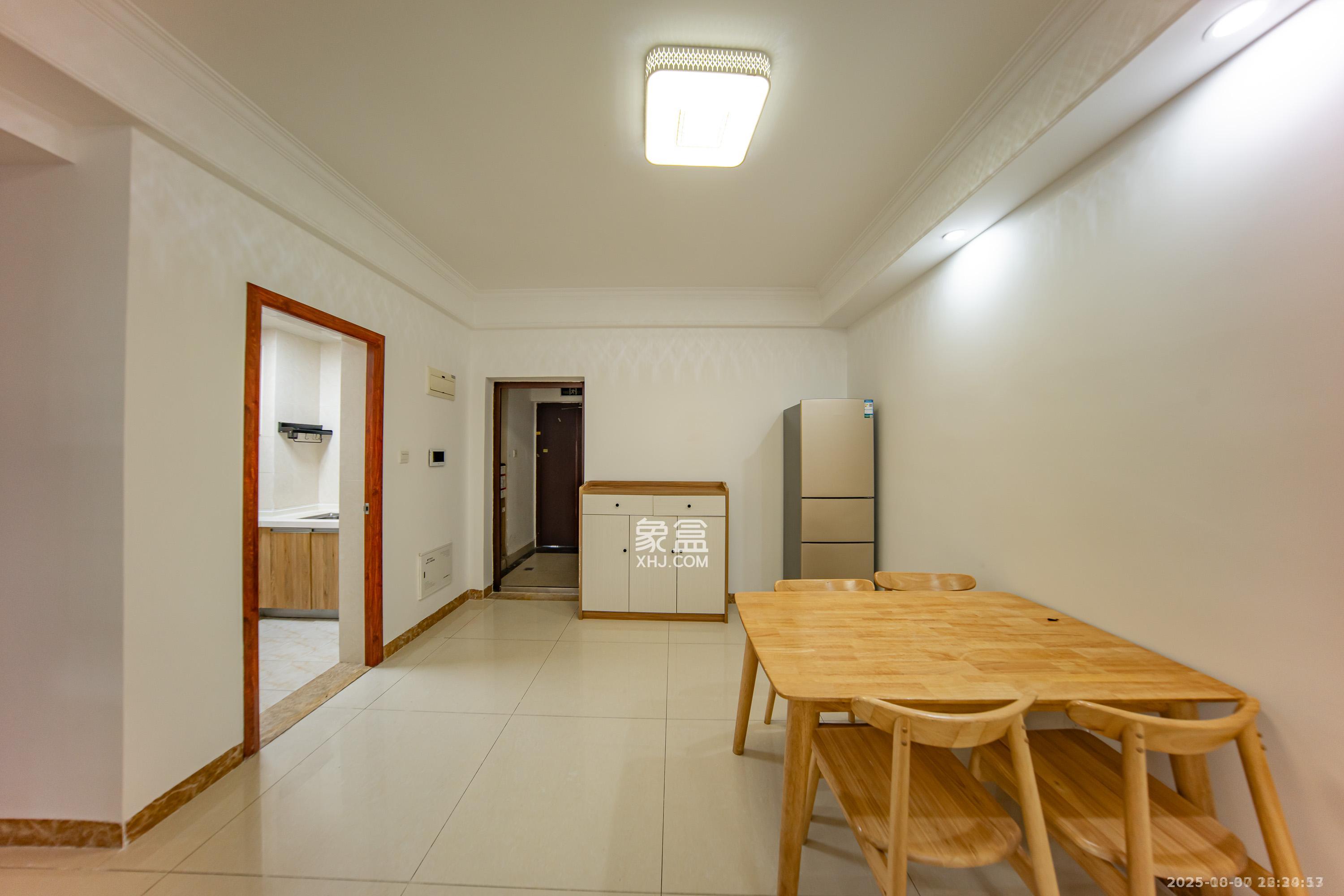 江山帝景哈佛  2室2厅1卫    2100.0元/月室内图