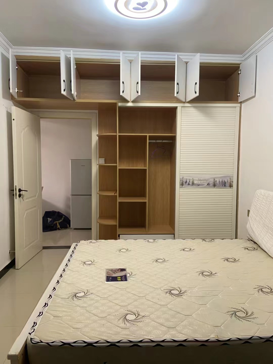 阳光水岸 2室2厅1卫 1800.0元/月 阳光水岸 2室2厅1卫 1800.0元/月室内图