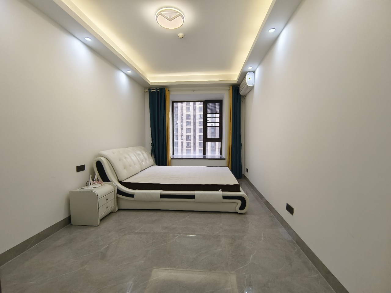 海航豪庭南苑 4室2厅2卫 6500.0元/月 海航豪庭南苑 4室2厅2卫 6500.0元/月室内图