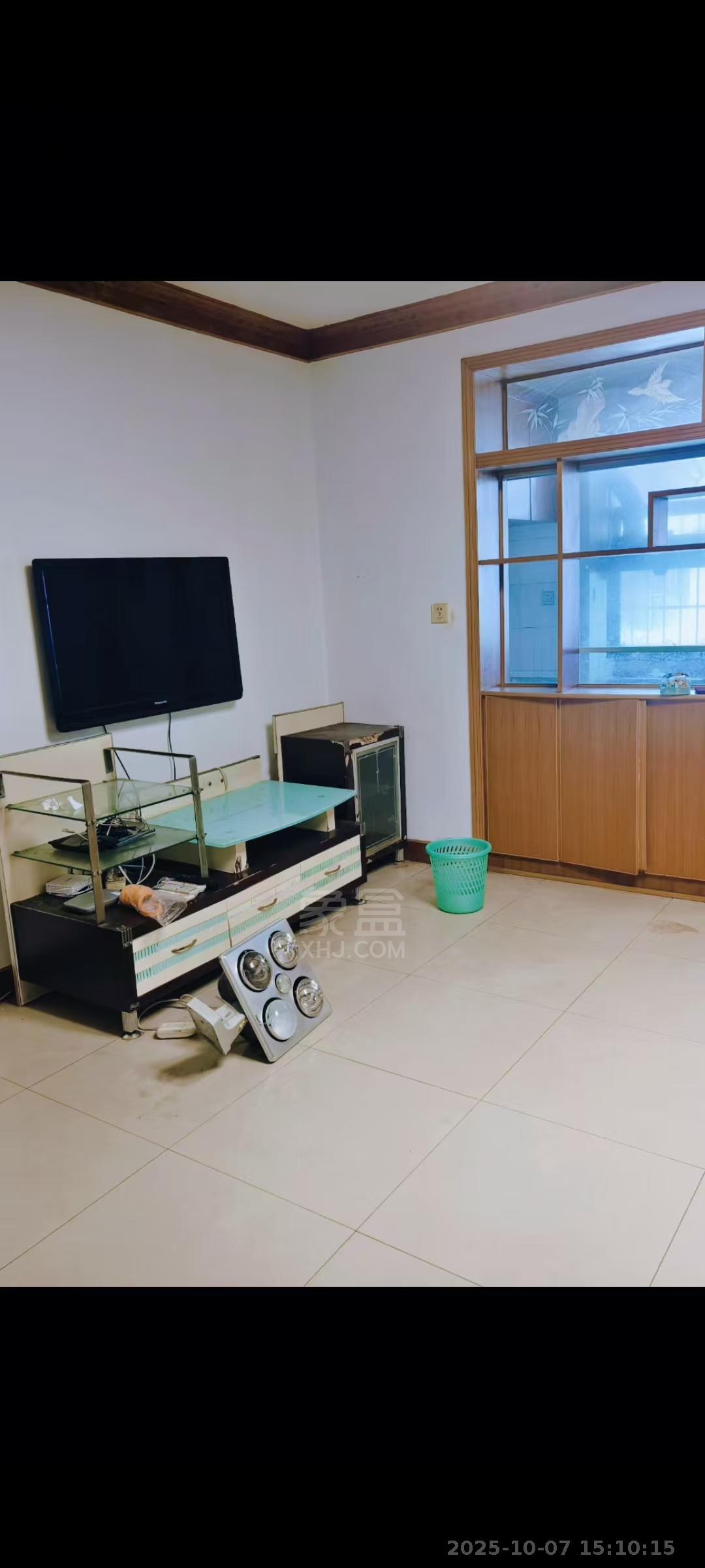 石塘冲 1室1厅1卫 1000.0元/月 石塘冲 1室1厅1卫 1000.0元/月室内图