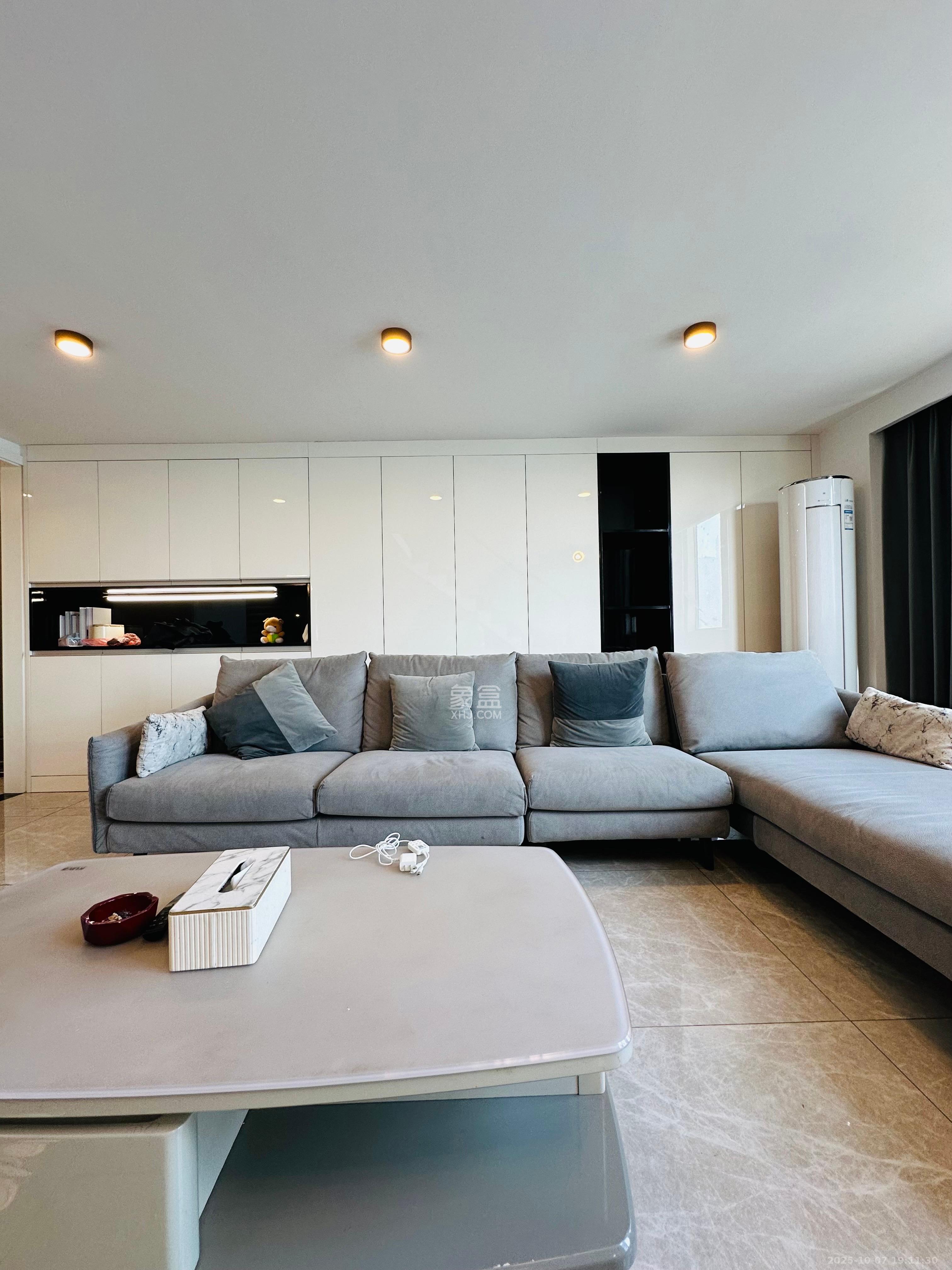 达美溪湖湾 2室2厅1卫 3500.0元/月 达美溪湖湾 2室2厅1卫 3500.0元/月室内图