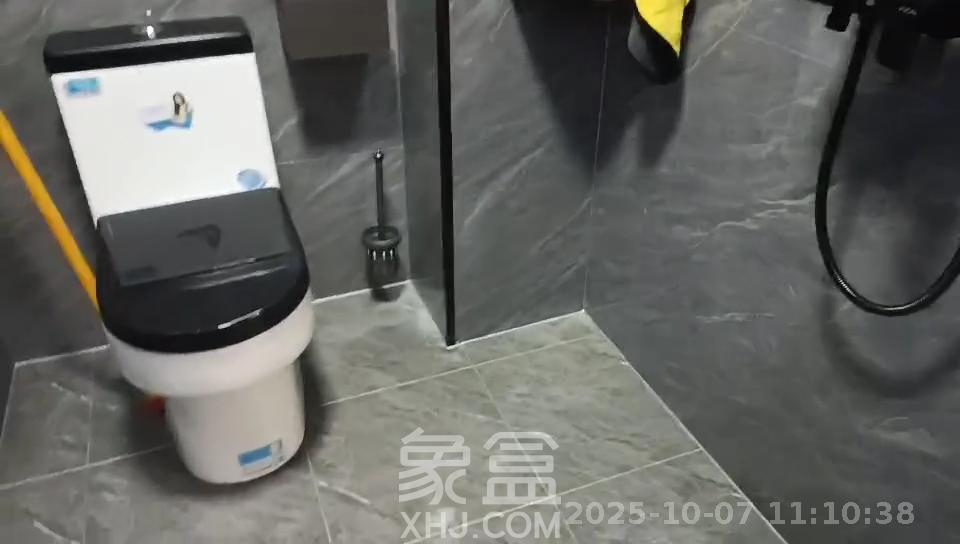 蓝光雍锦半岛   39.2㎡      1300.0元/月室内图