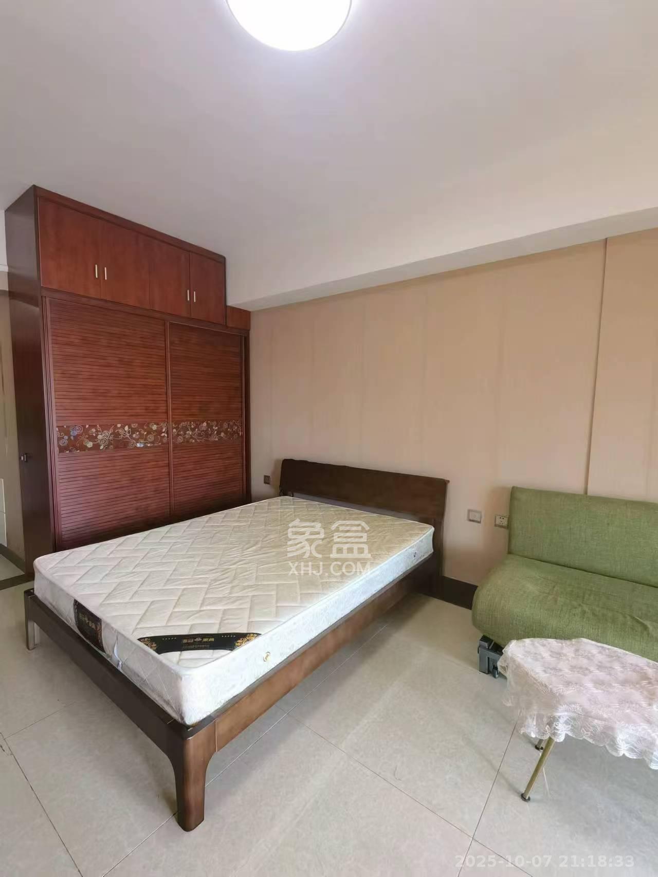 东塘瑞府  1室1厅1卫    1600.0元/月室内图