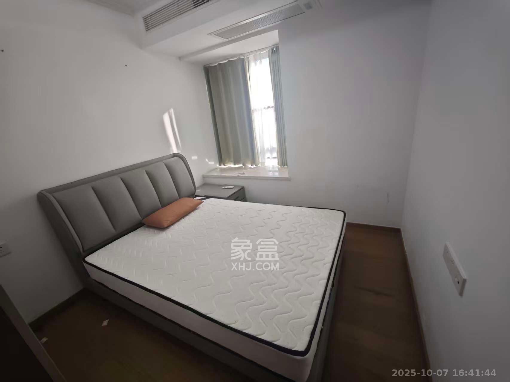 清控湖山雅居北区 3室2厅2卫 3000.0元/月 清控湖山雅居北区 3室2厅2卫 3000.0元/月室内图