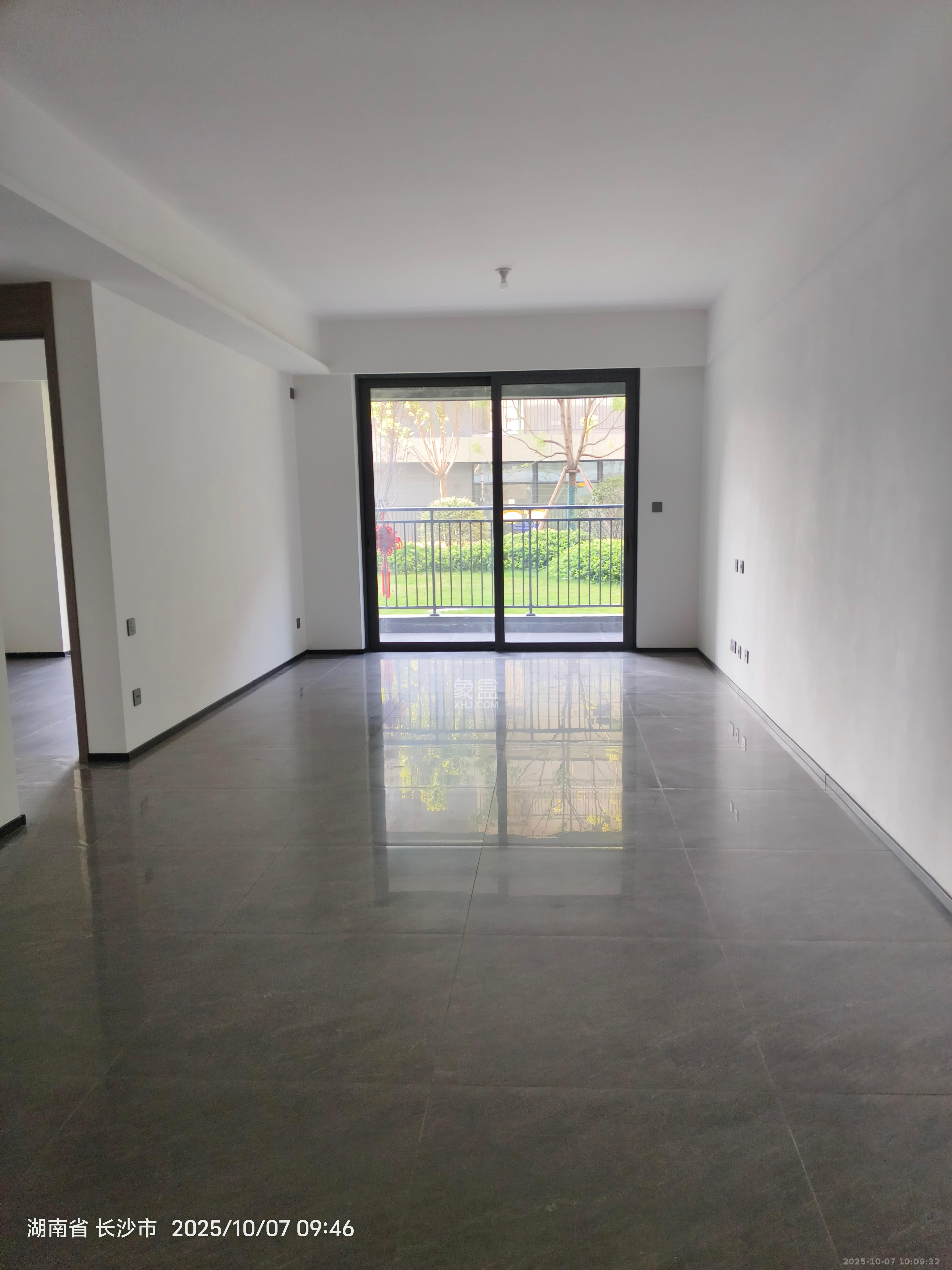 万科松湖天地 4室2厅2卫 4500.0元/月 万科松湖天地 4室2厅2卫 4500.0元/月室内图